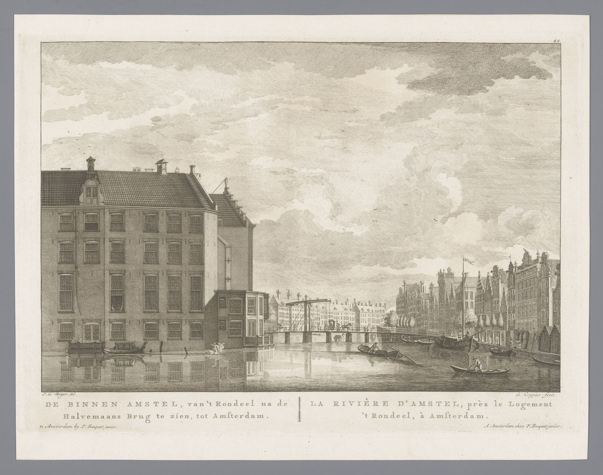 Gezicht op de Binnen-Amstel en de Halvemaansbrug in Amsterdam by de Coppier