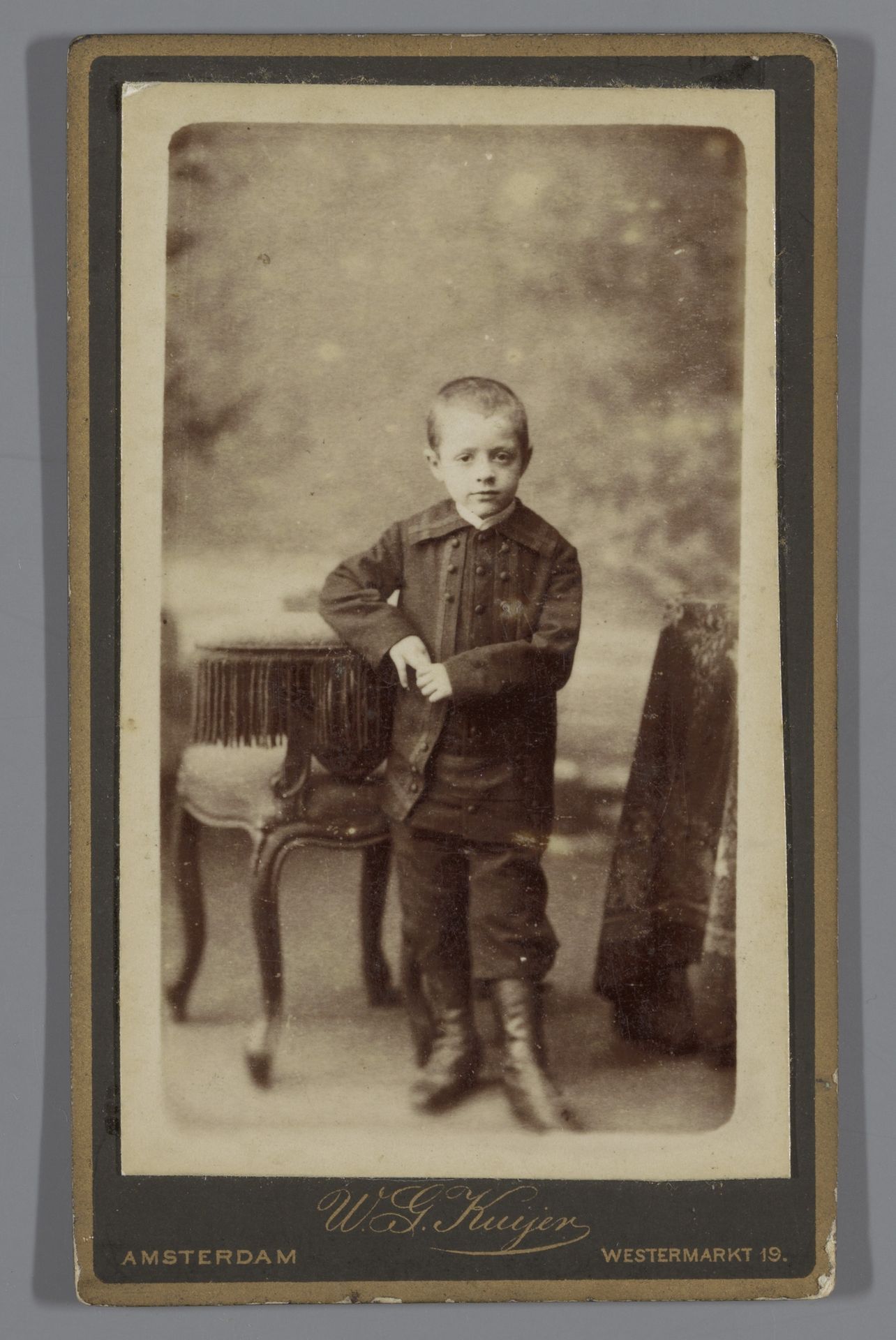 Portret van een onbekende jongen by Willem Gerhardus Kuijer