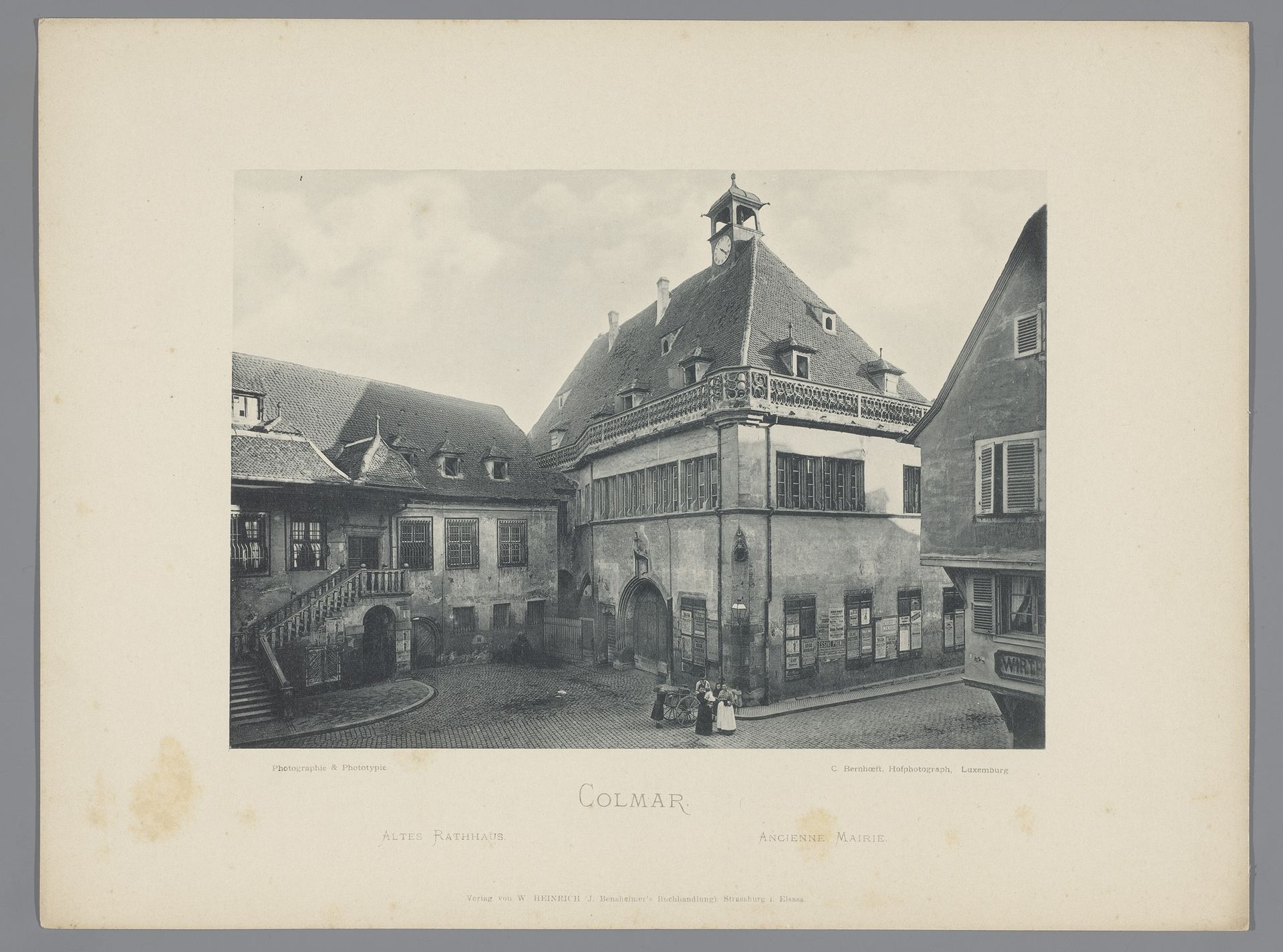 Gezicht op het oude stadhuis van Colmar by Charles Bernhoeft