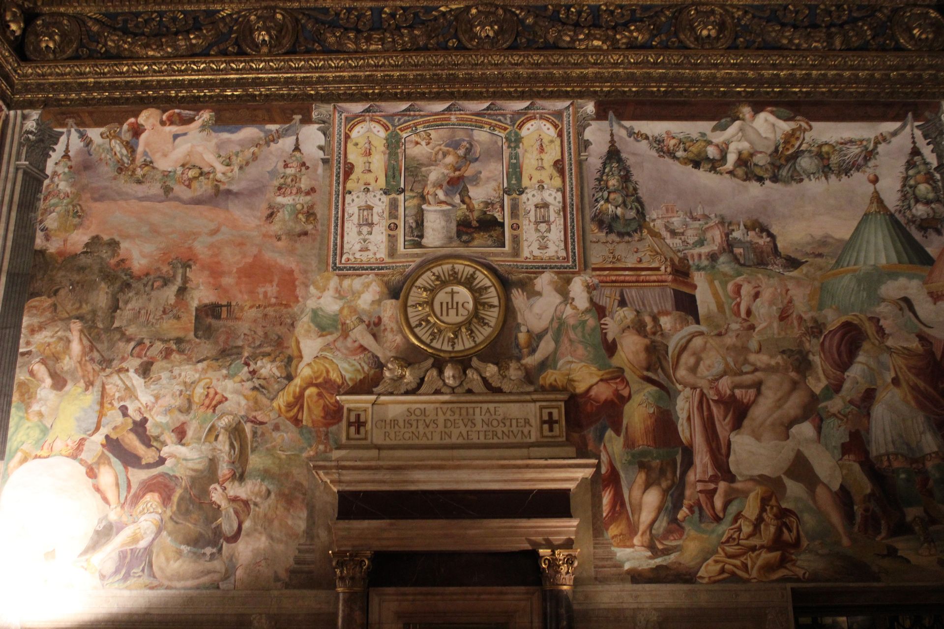Sala Dell'udienza by Francesco de' Rossi (Francesco Salviati), "Cecchino"