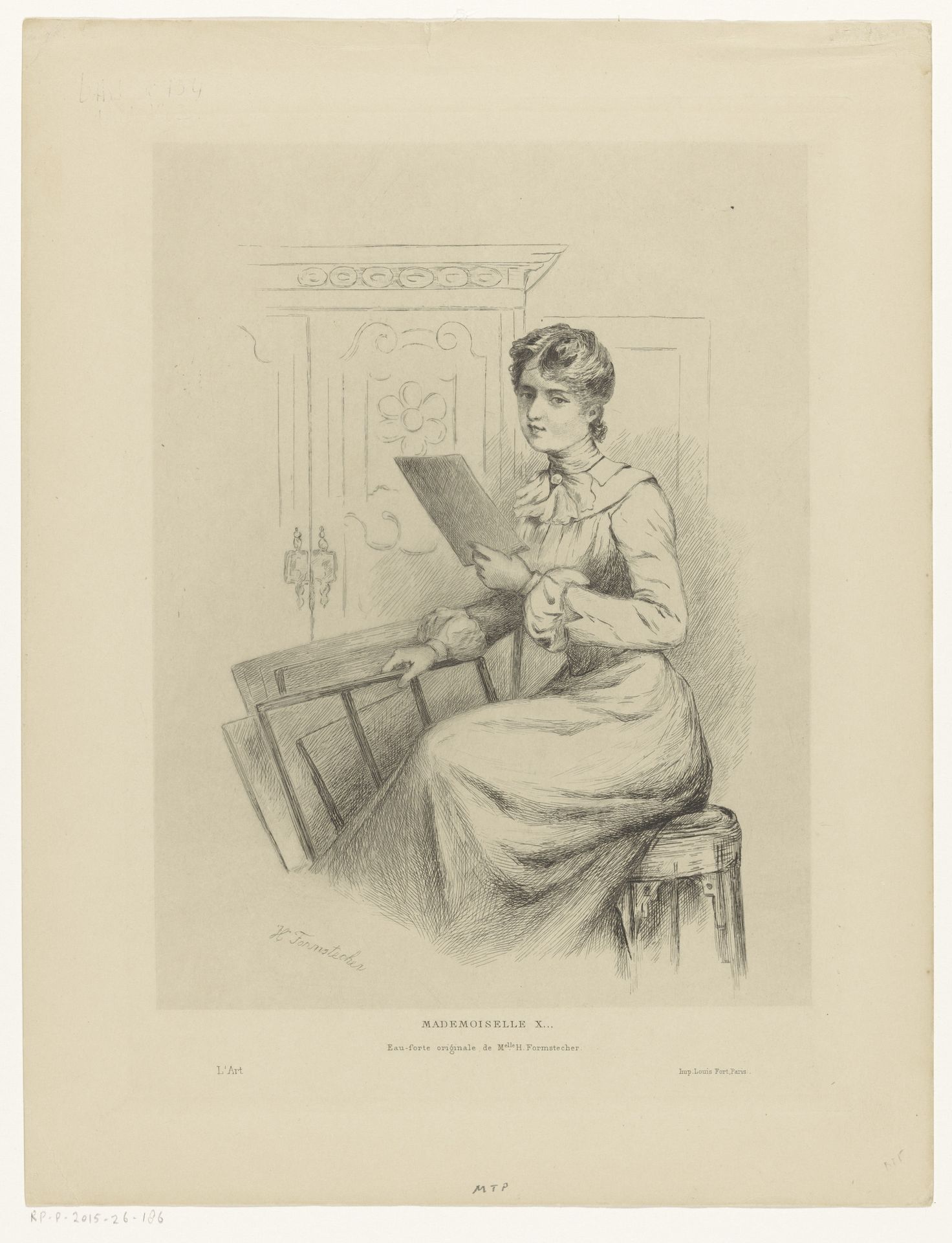 Interieur met jonge vrouw met een prent in haar hand, naast haar een prentstandaard by Hélène Formstecher
