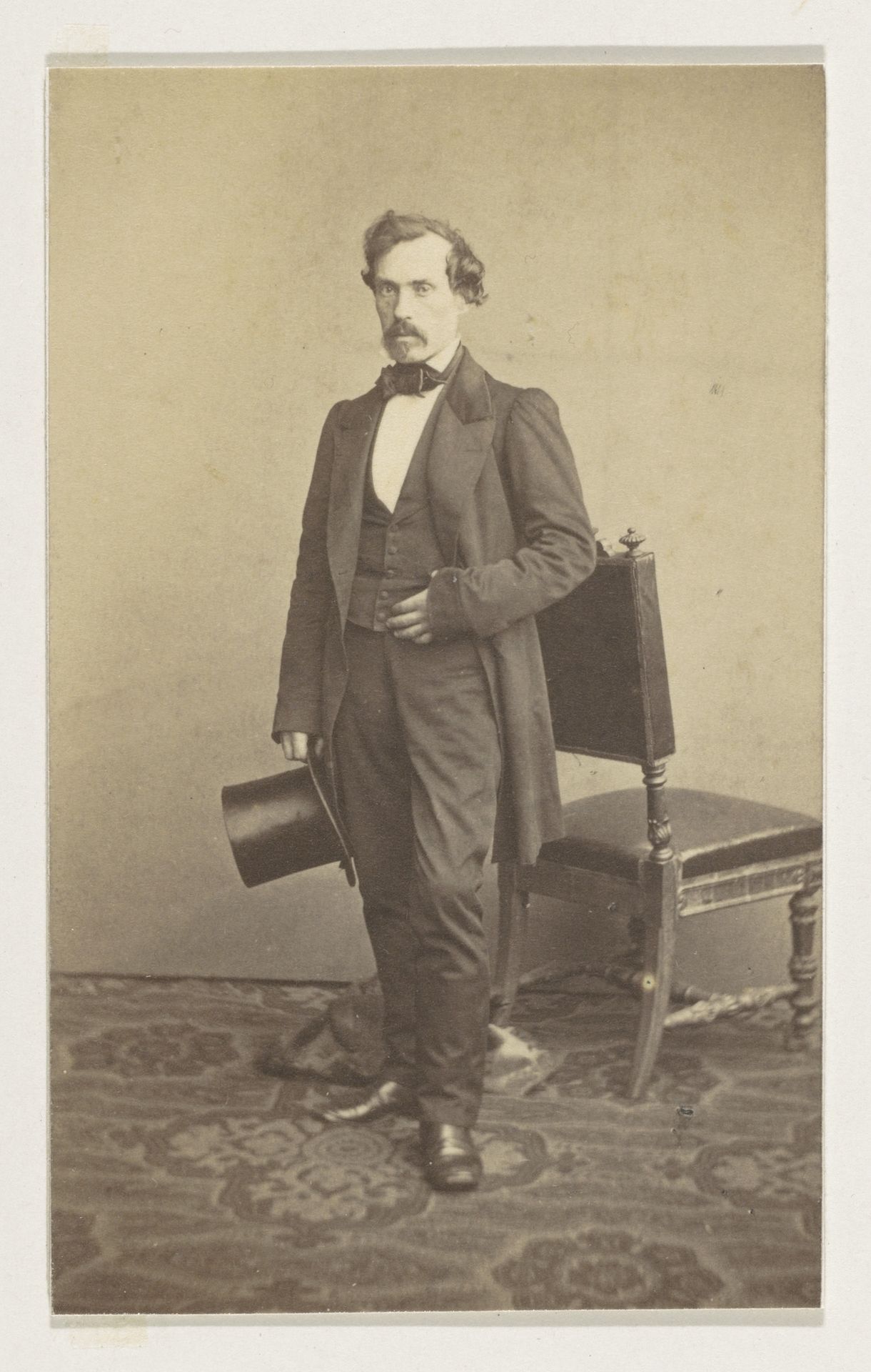Portret van de graveur Henry Brown, ten voeten uit by Joseph Dupont