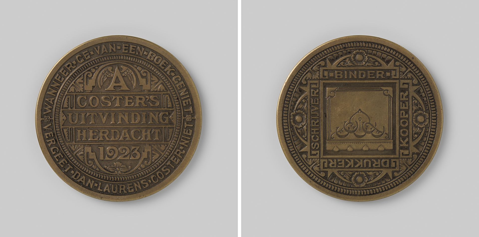 Driehonderdjarige herdenking van de uitvinding van de boekdrukkunst 1923 by Elias Voet jr.