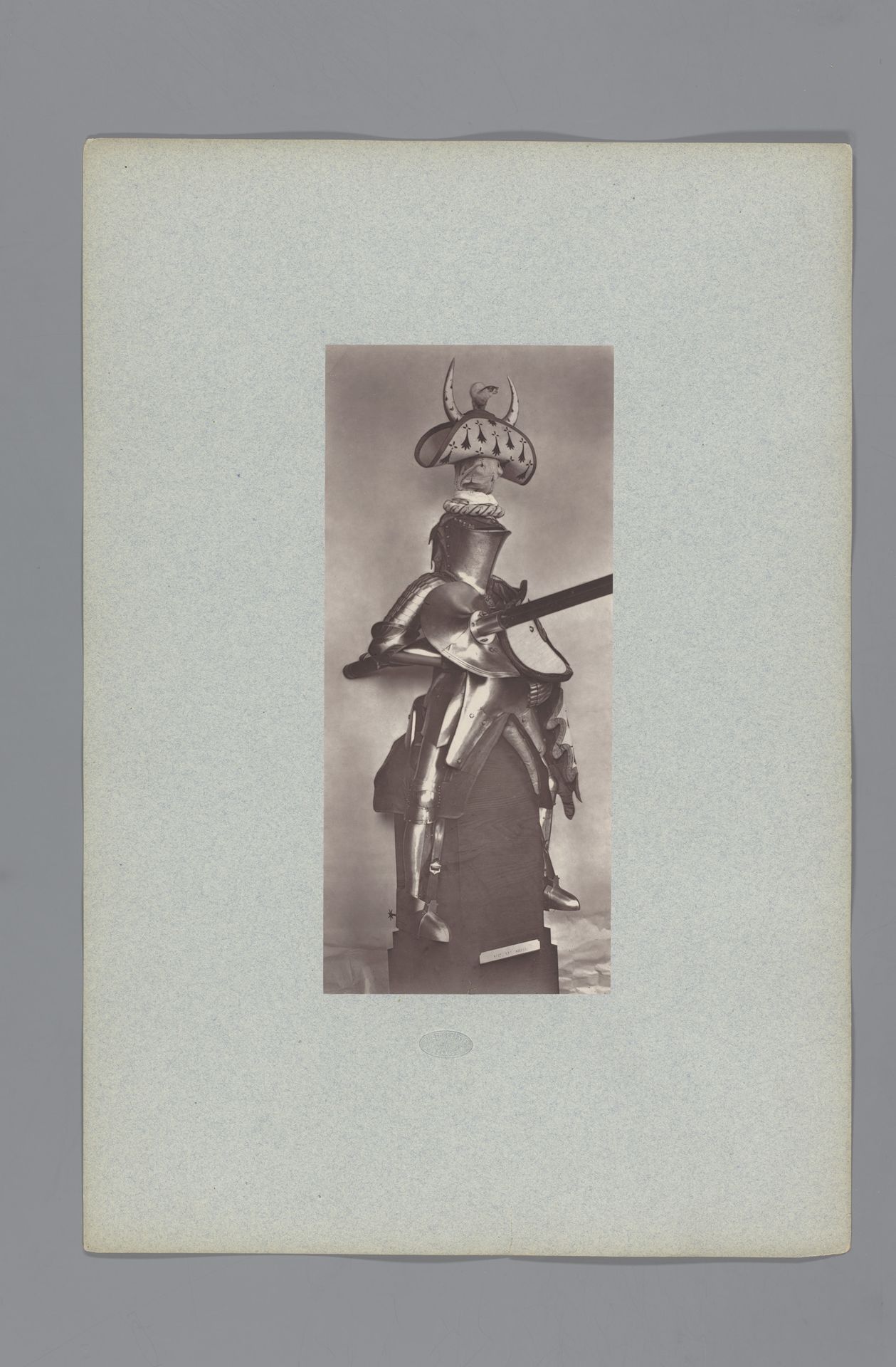 15de-eeuws harnas voor een ruiter uit het leger van Karel VII van Frankrijk, uit de collectie van het Musée d'Artillerie in Parijs by Anonymous
