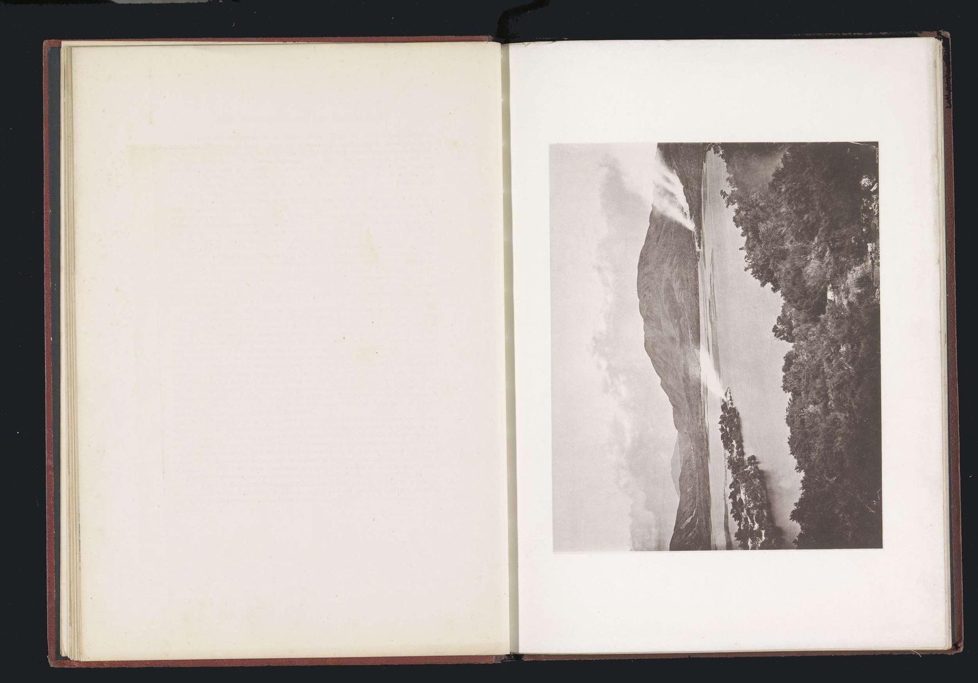 Gezicht op Lake Rotomahana by Daniel Louis Mundy