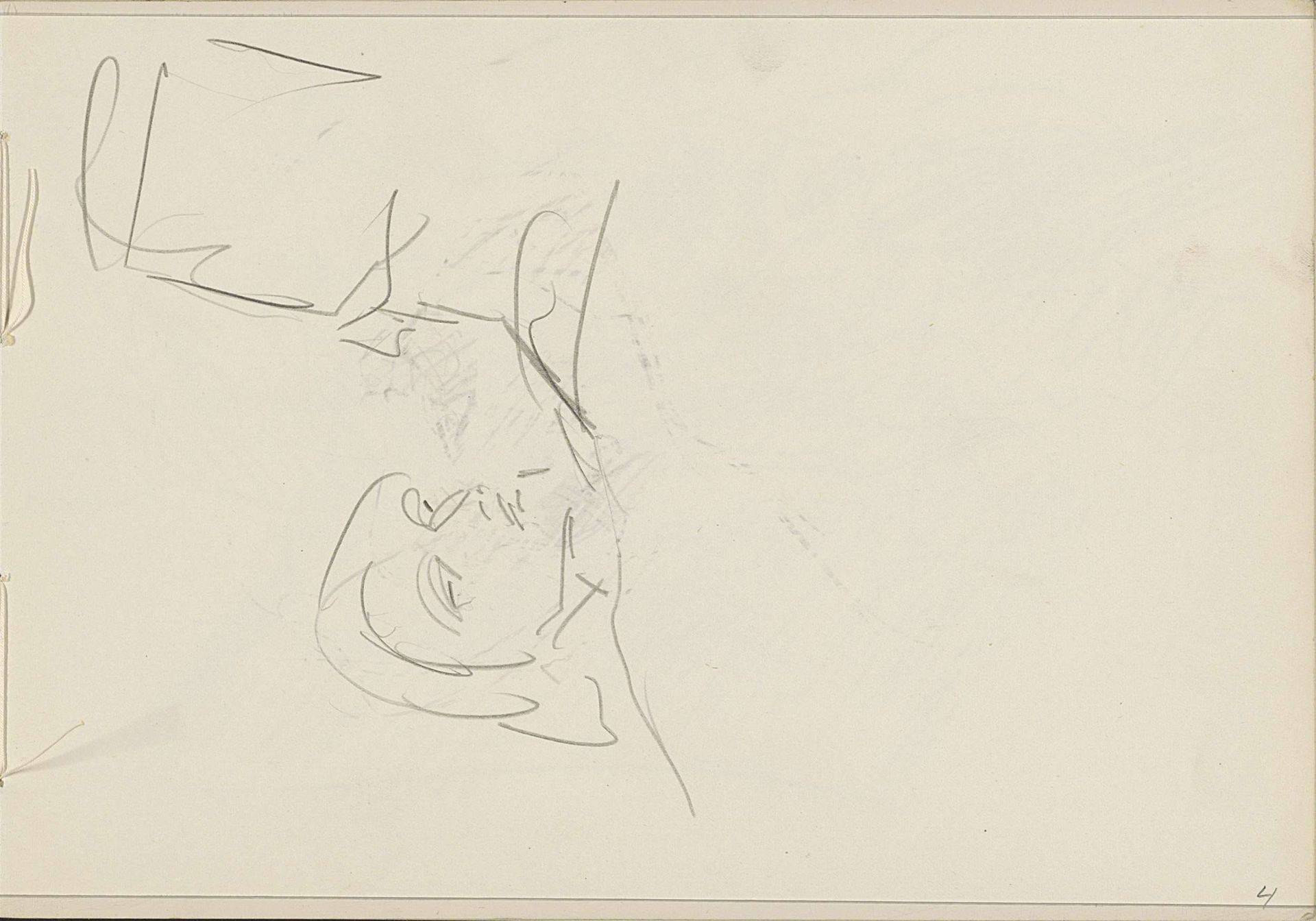 Vrouwenhoofd en een man met hoofddeksel by Isaac Israels