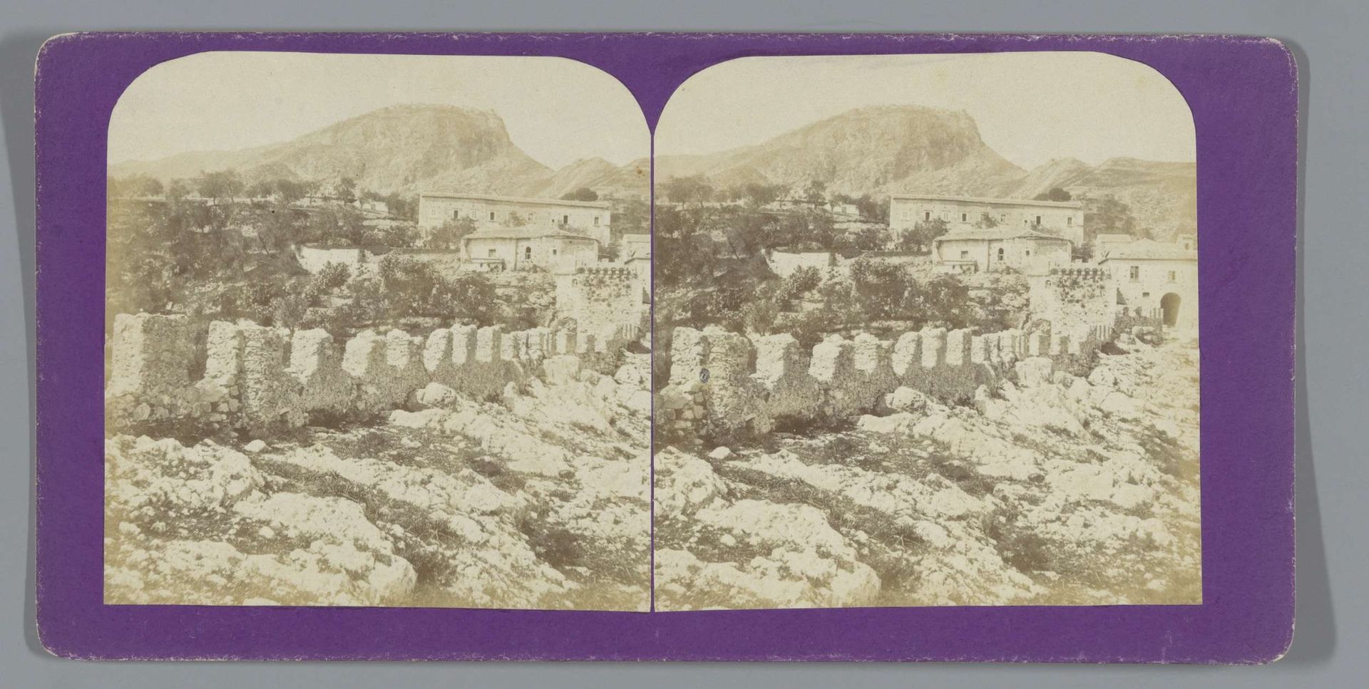 Gezicht op Taormina by Jean Andrieu