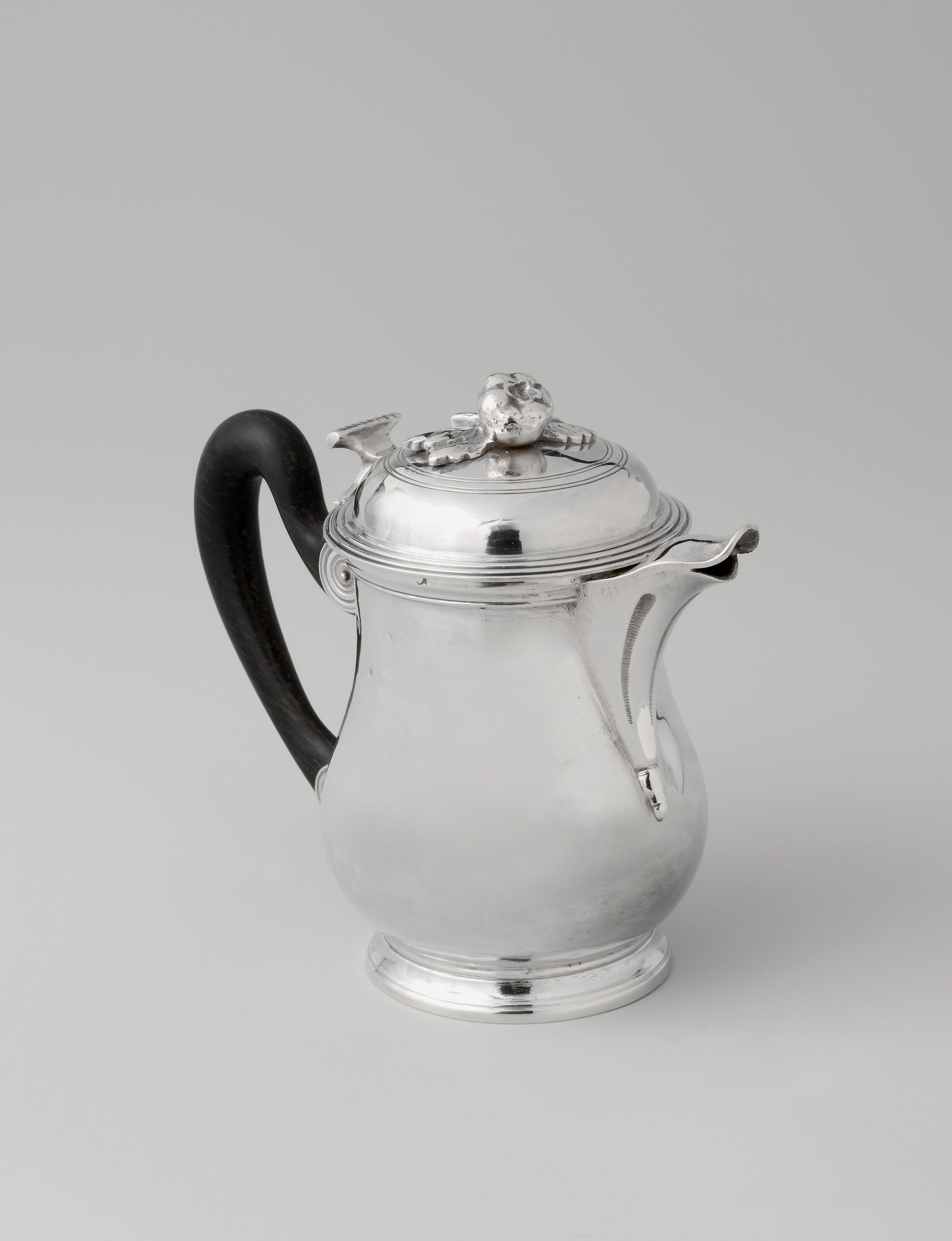 Hot milk pot by François Girard