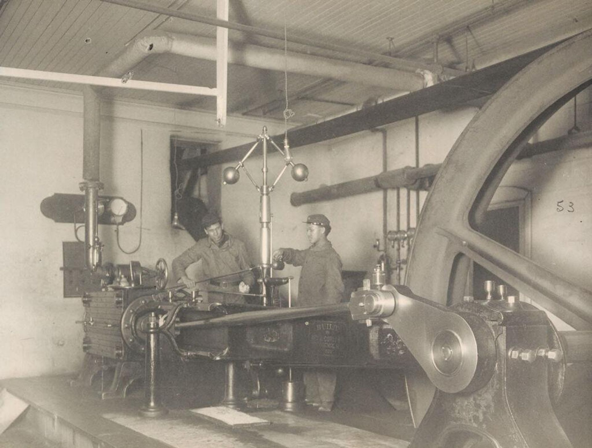 Races, Negroes: United States. Virginia. Hampton. Hampton Normal and Industrial School: Agencies Promoting Assimilation of the Negro. Training for Commercial and Industrial Employment. Hampton Normal and Agricultural Institute, Hampton, Va.: Engine Room. by Frances Benjamin Johnston