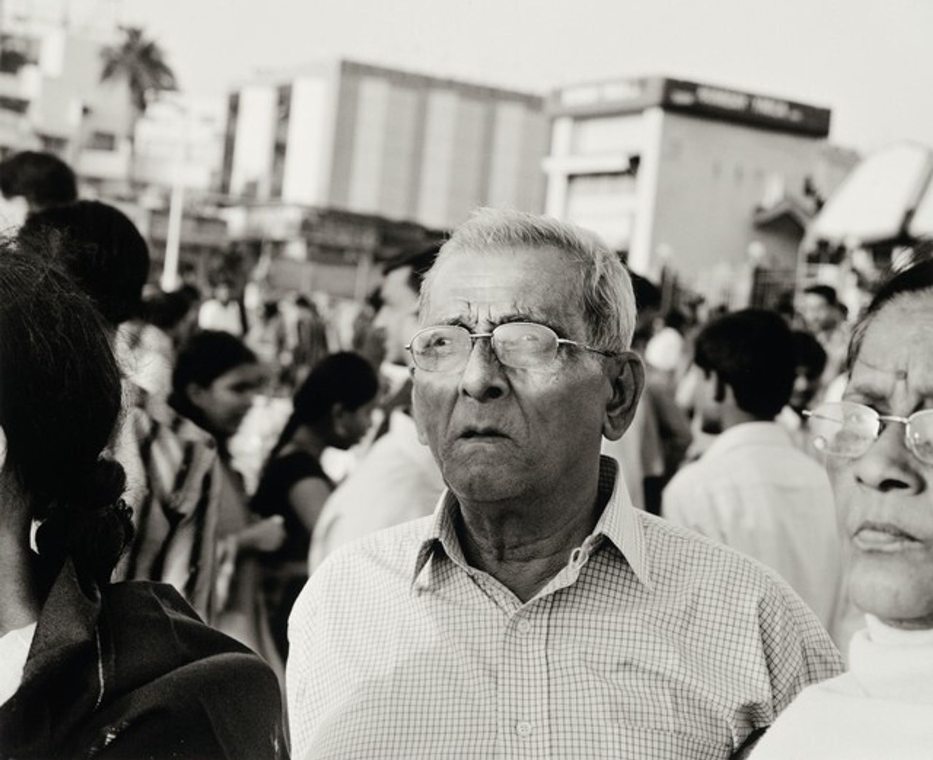 Bombay, 2008, on Juhu Beach by Leo Rubinfien
