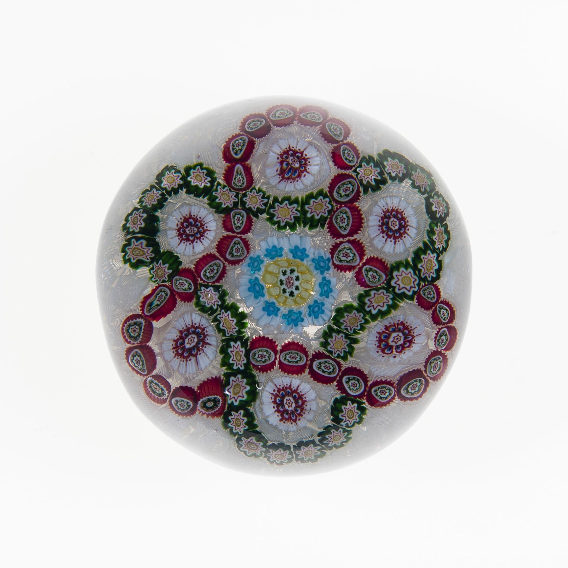 Paperweight by Baccarat Glassworks