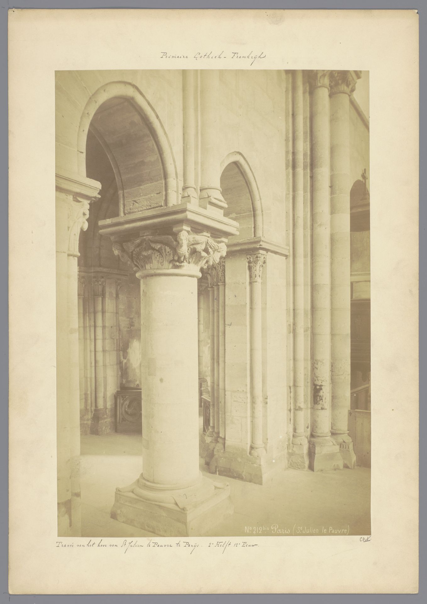 Zuil in de kerk Saint-Julien-le-Pauvre te Parijs by Médéric Mieusement