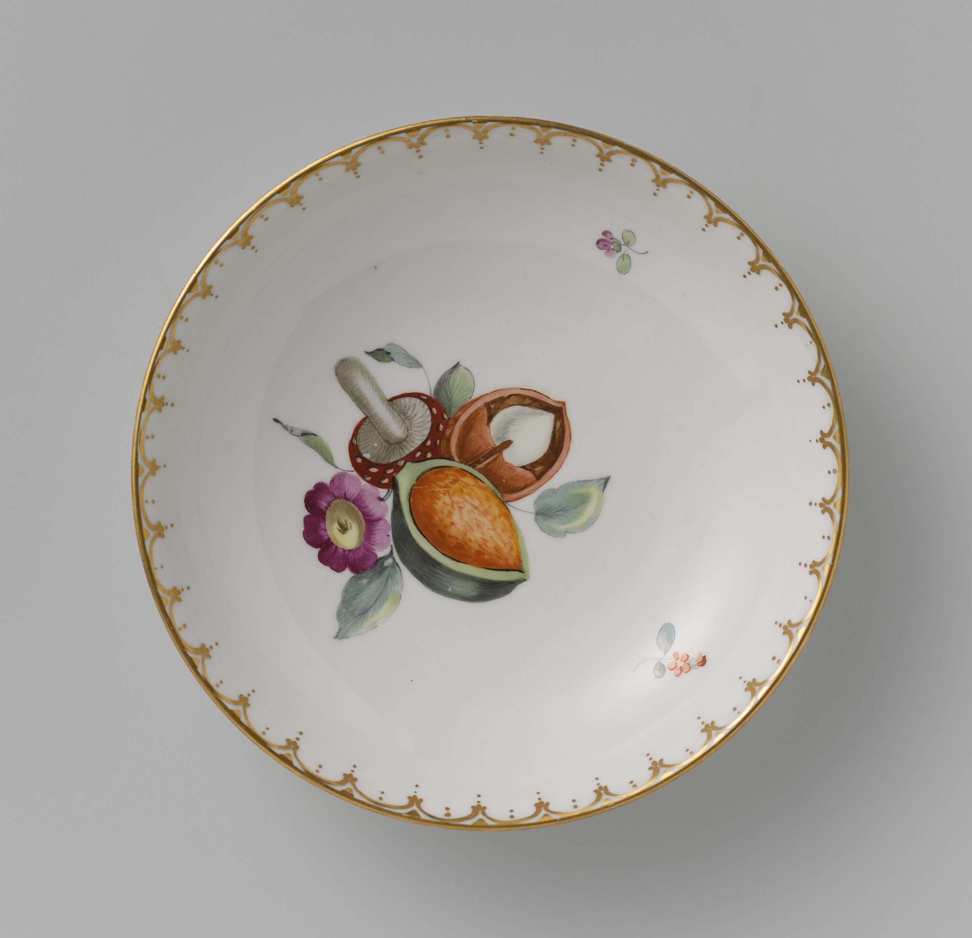 Cup and saucer by Porseleinfabriek Den Haag