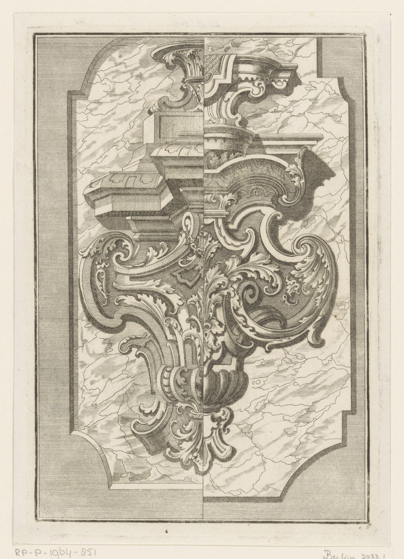 Console met bekroning by Anonymous