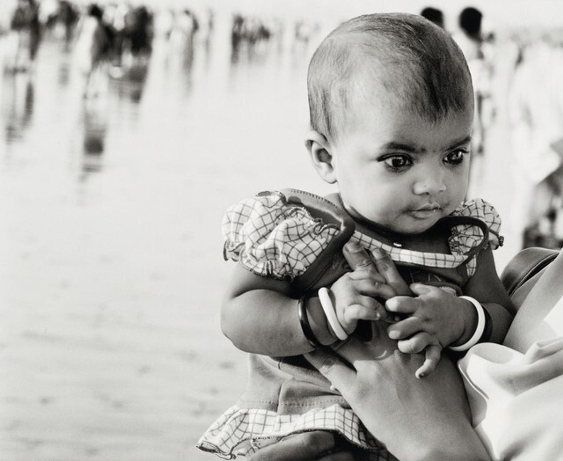 Bombay, 2008, on Juhu Beach by Leo Rubinfien