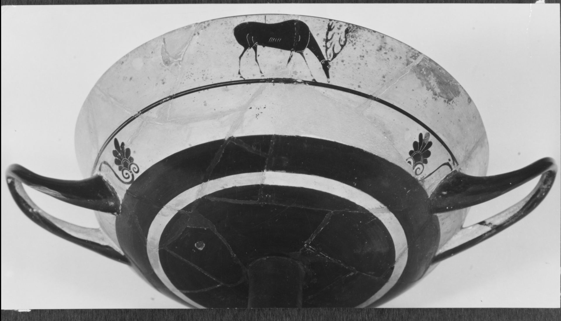 Kylix, Little-master cup/lip-cup/band-cup by Caron Group