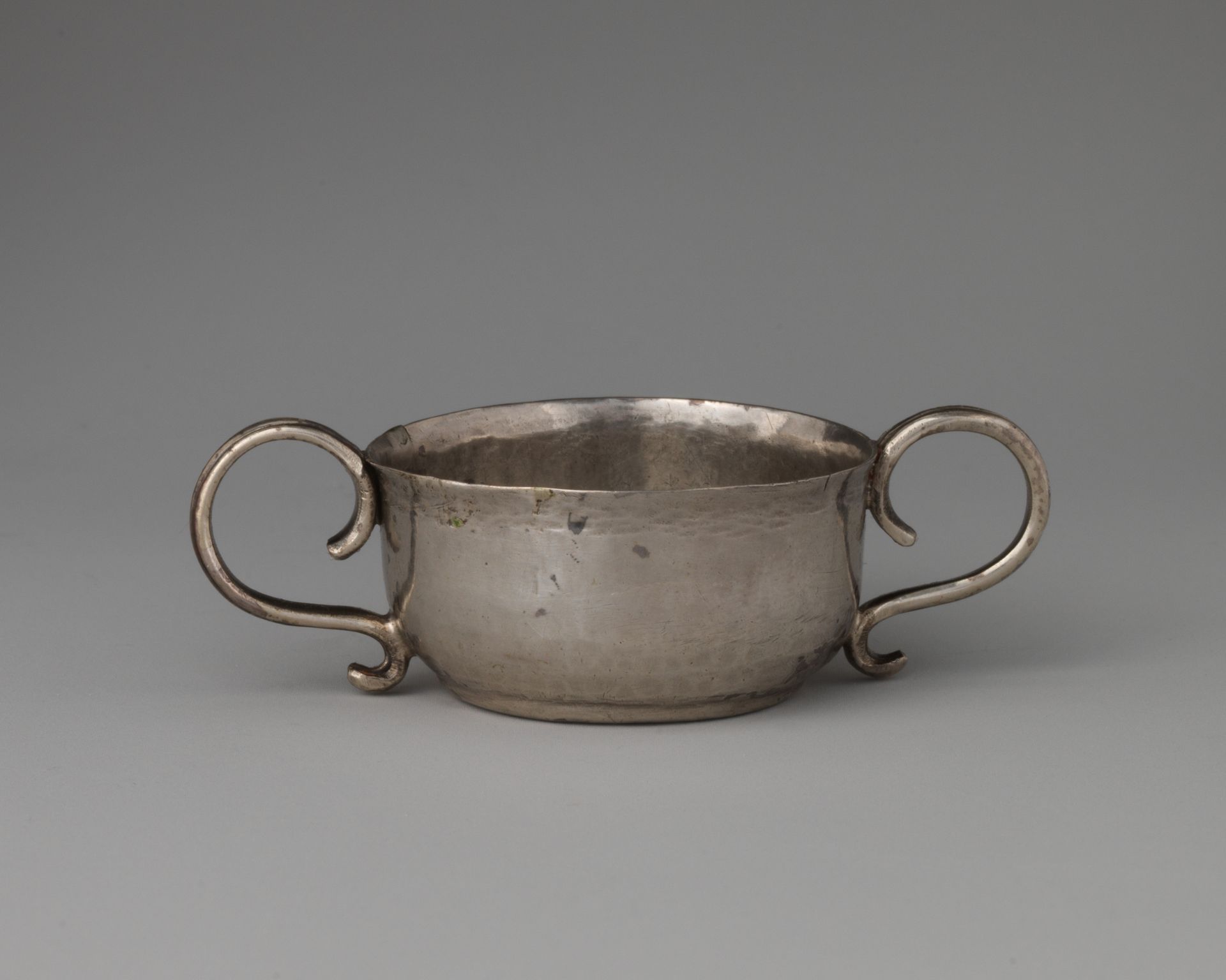 Miniature porringer by George Manjoy
