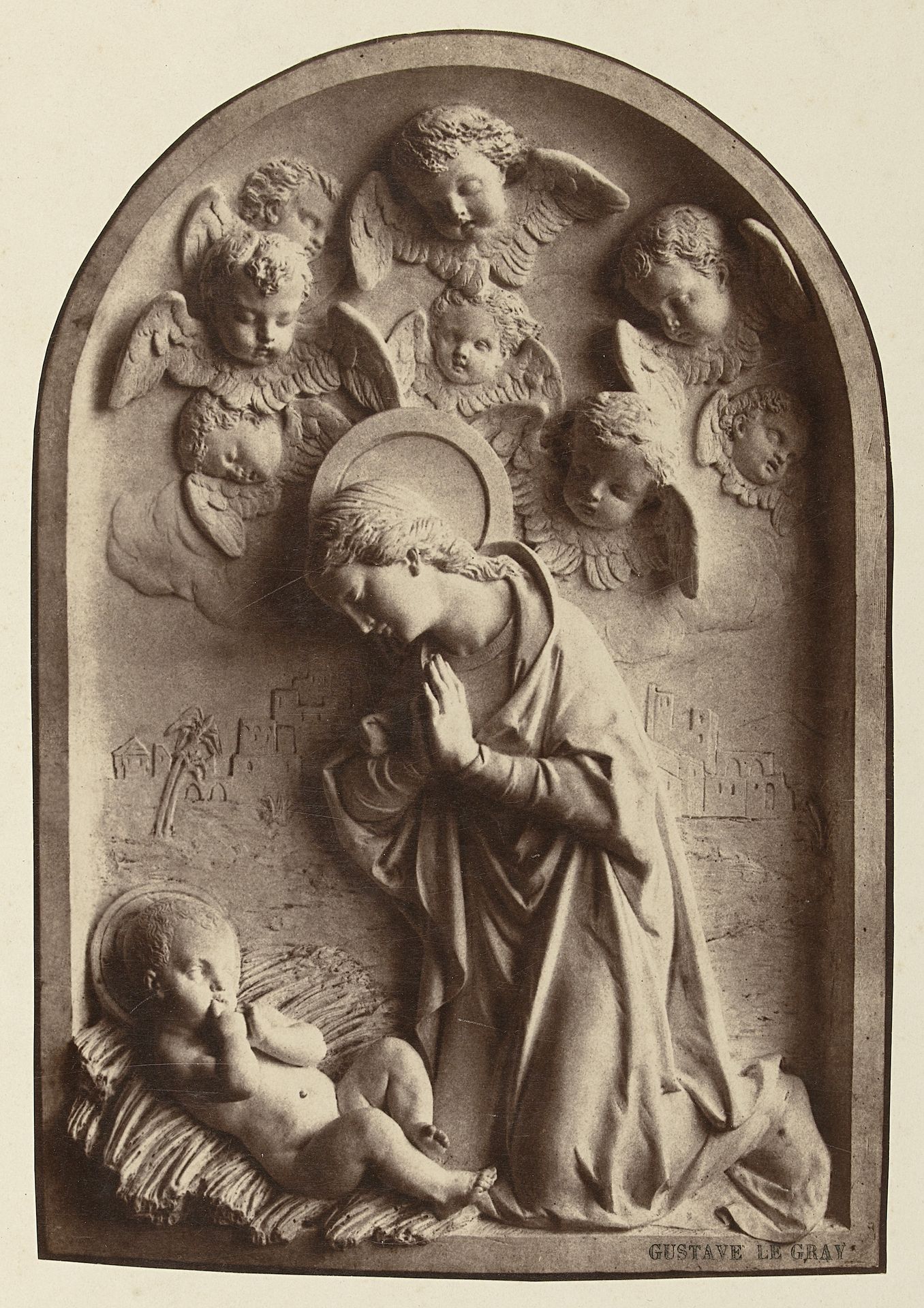 Basreliëf van een Maria met Christuskind by Gustave Le Gray
