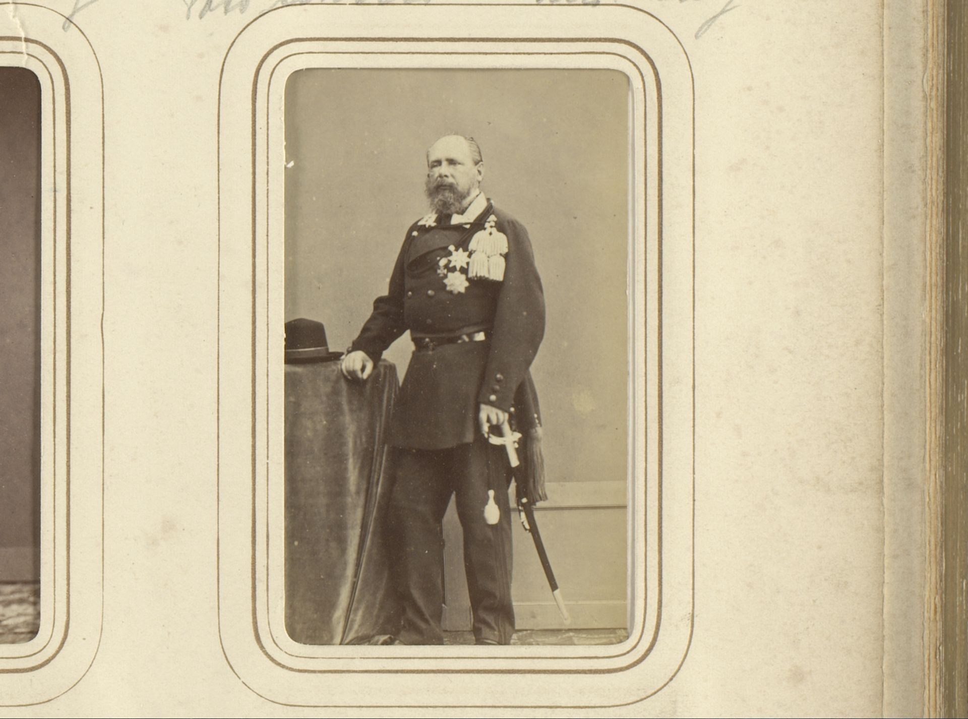 Portret van koning Willem III by Robert Severin