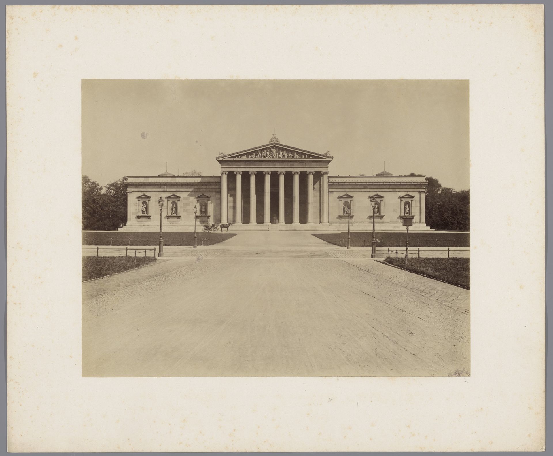 Glyptothek in München by Ferdinand Finsterlin