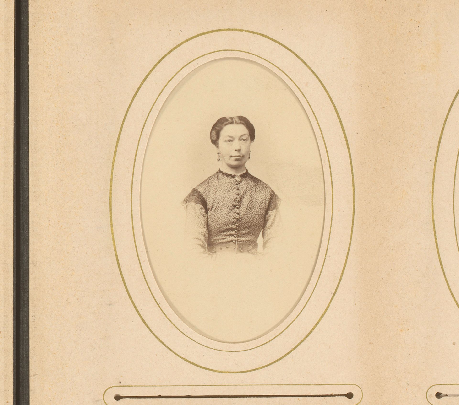 Portret van een vrouw by Carl Philip Wollrabe