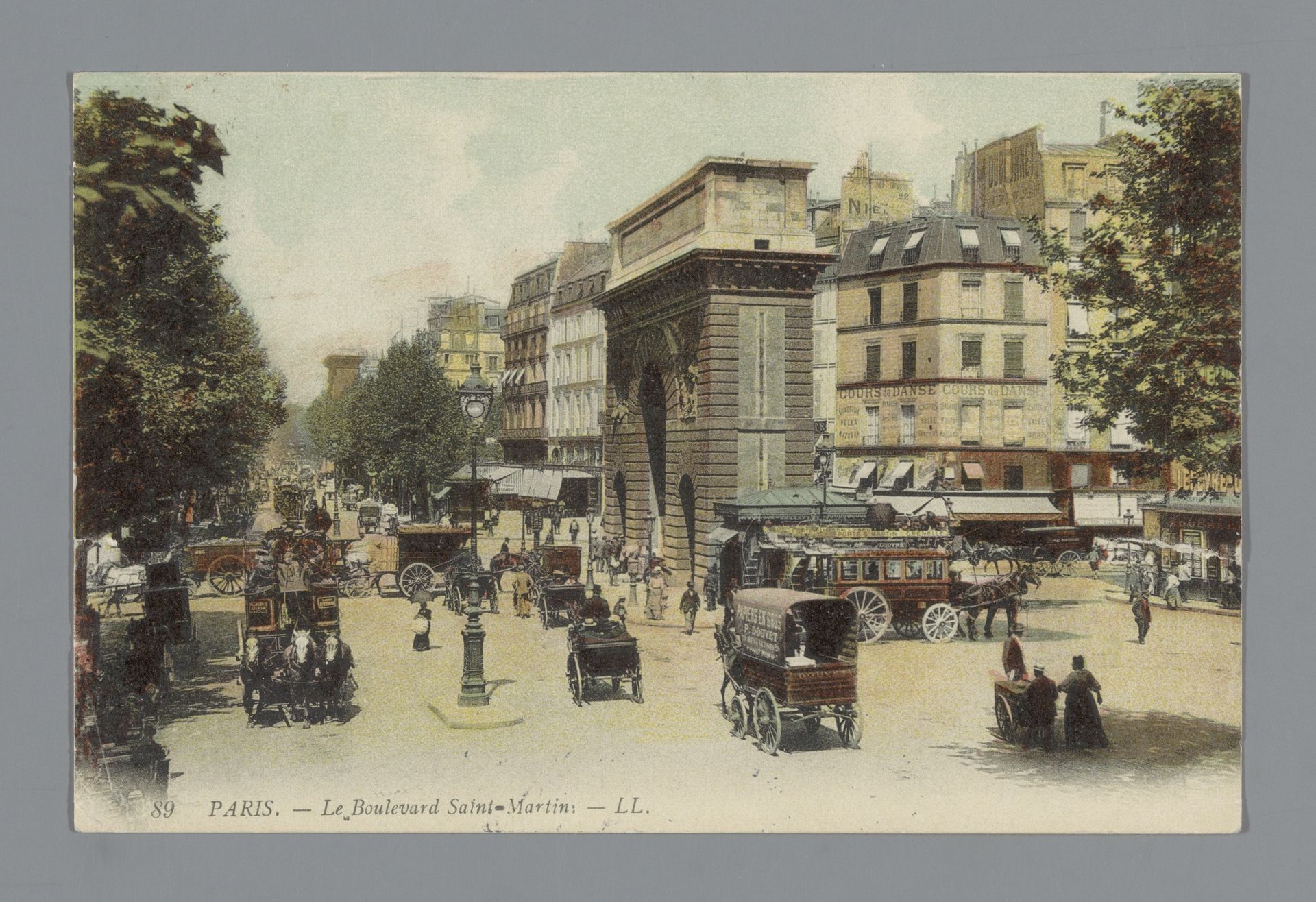 Paris. - Le Boulevard Saint-Martin by Léon & Lévy