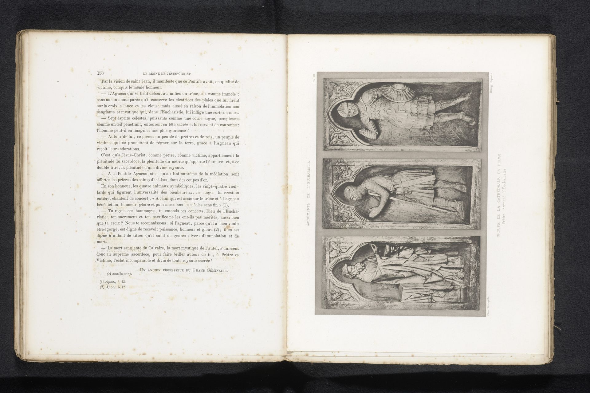 Drie houtsnijwerken uit de kathedraal van Reims, afgebeeld een priester en twee soldaten by Joseph Trompette