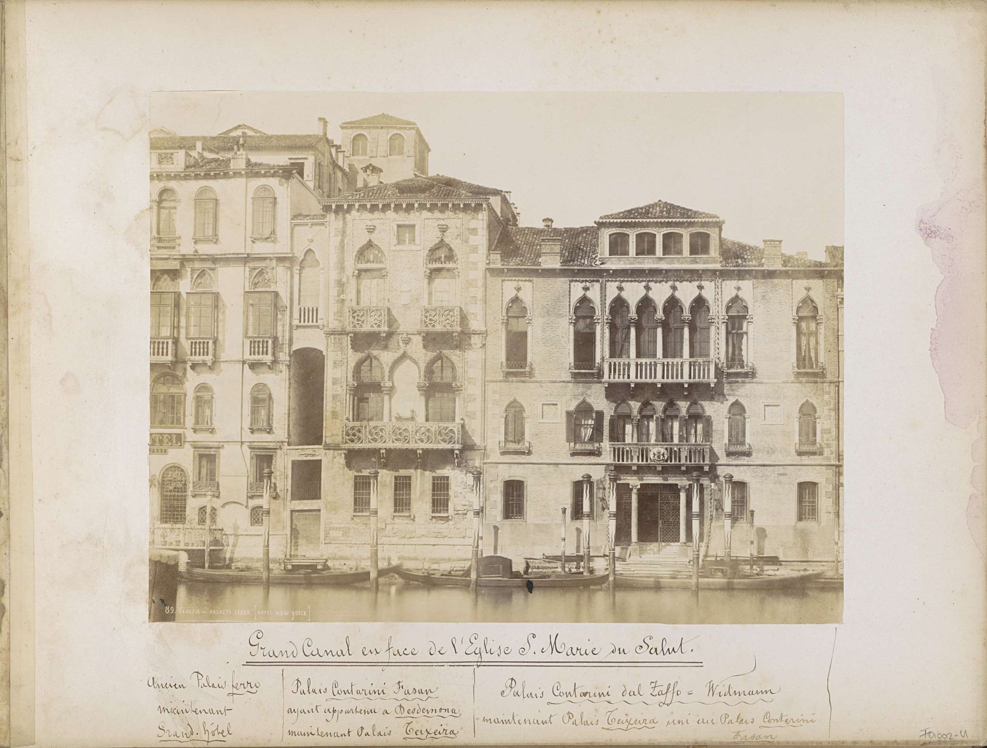 Hotel New York in het Palazzo Ferro in Venetië by Carlo Ponti