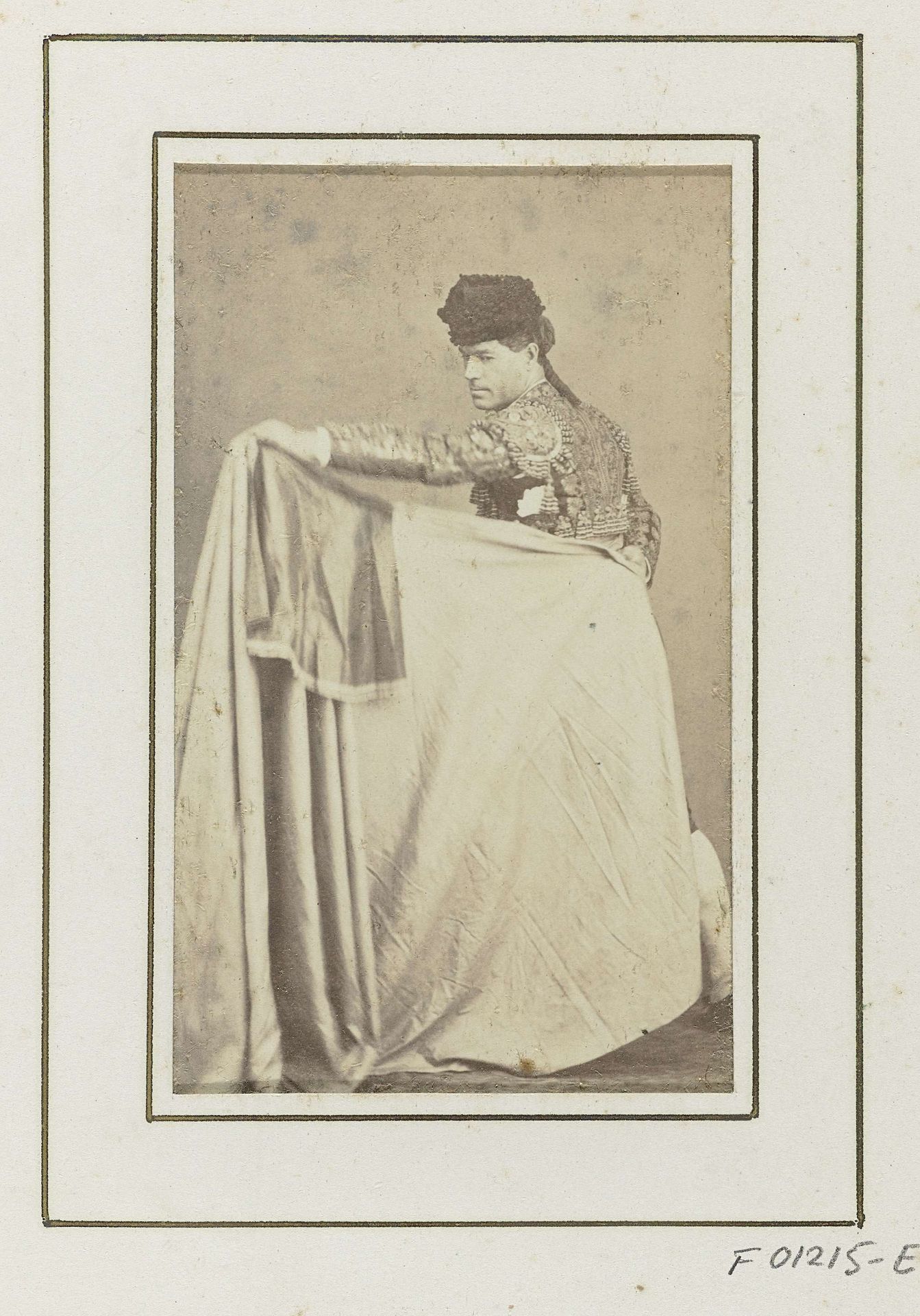 Portret van een onbekende stierenvechter, met doek by Juan Laurent