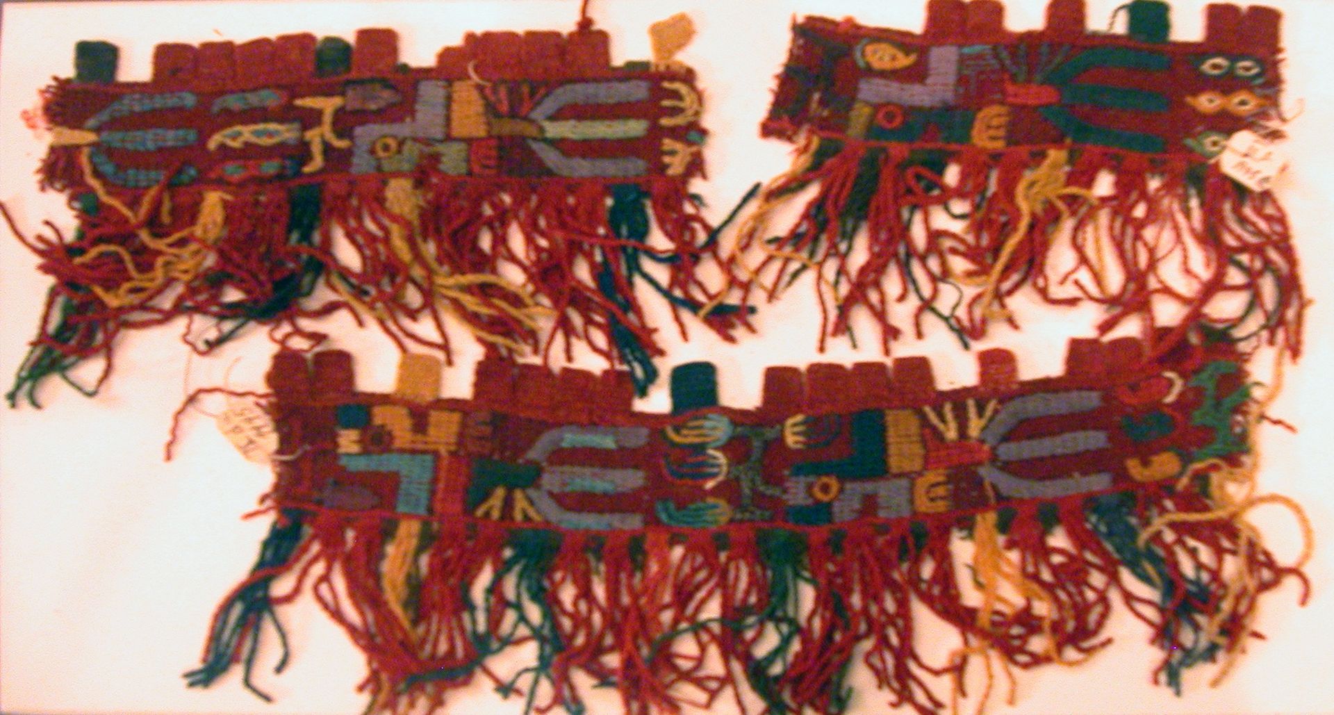 Fragments (Border) by Nazca
