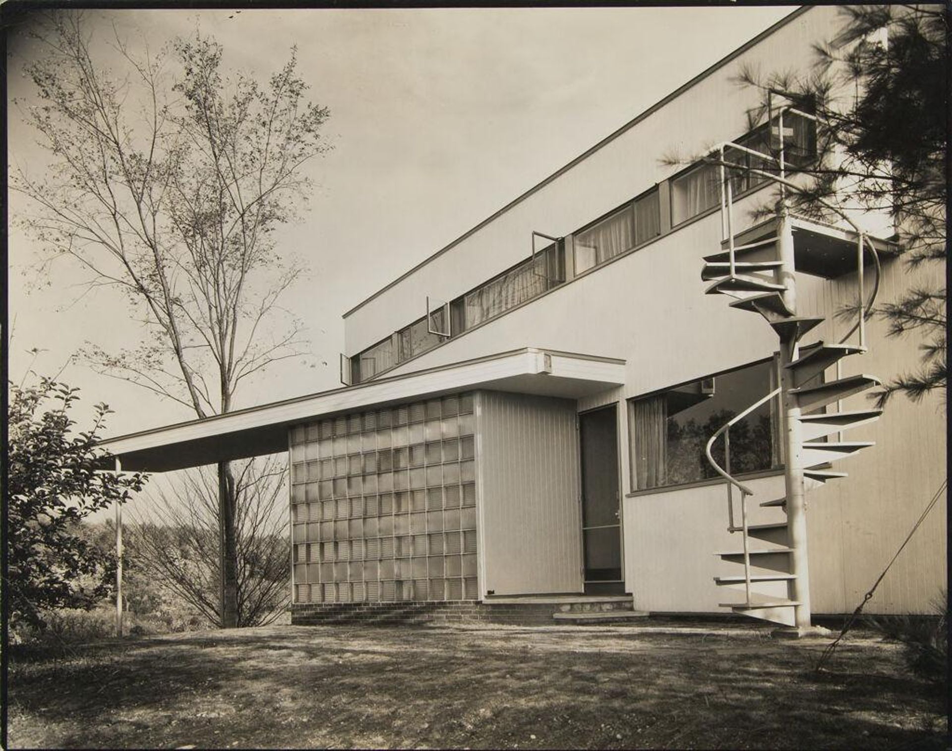 Gropius Residence, Lincoln, Massachusetts, 1938 by Paul Davis