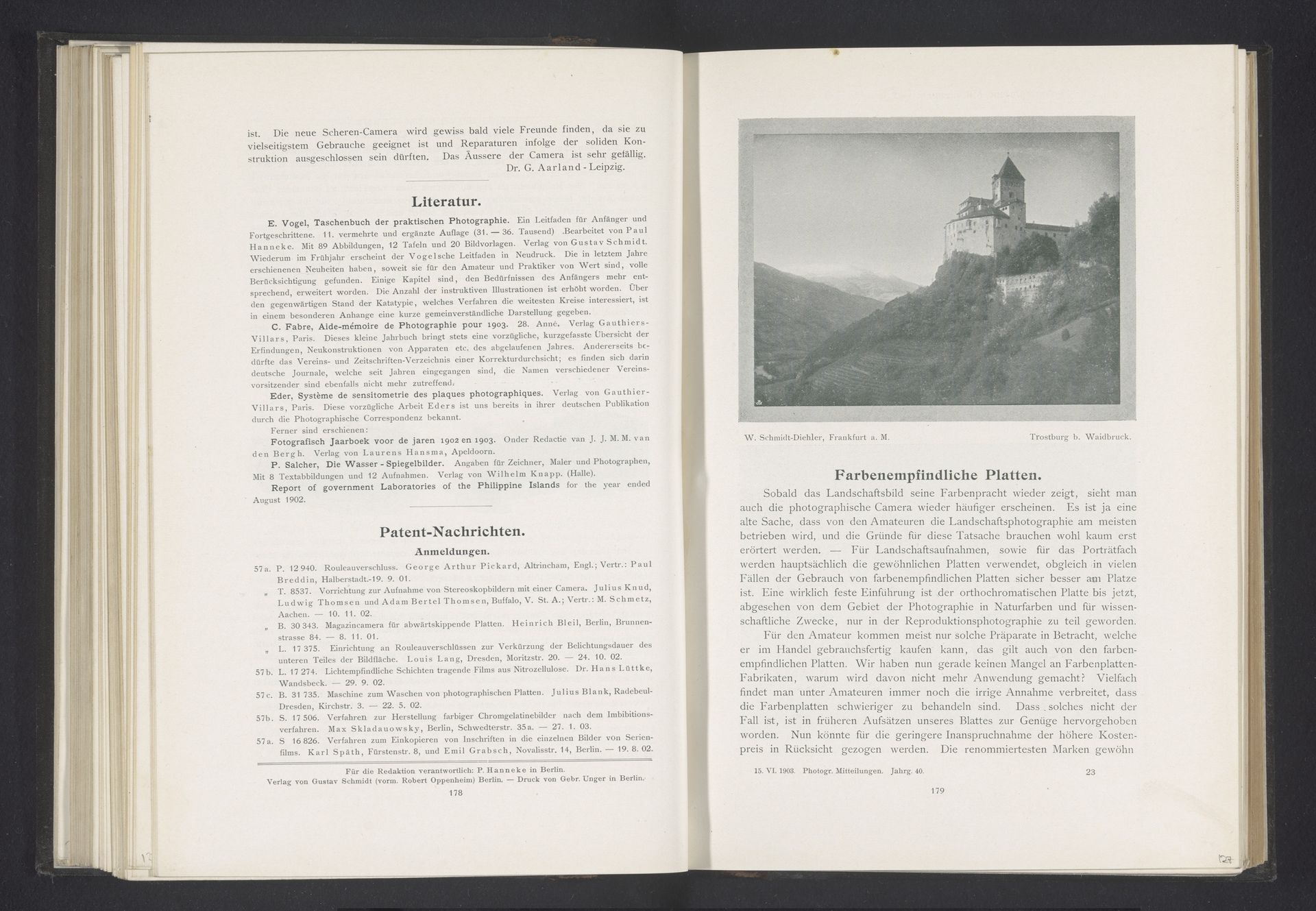 Gezicht op het Trostburg te Waidbruck by W. Schmidt-Diehler