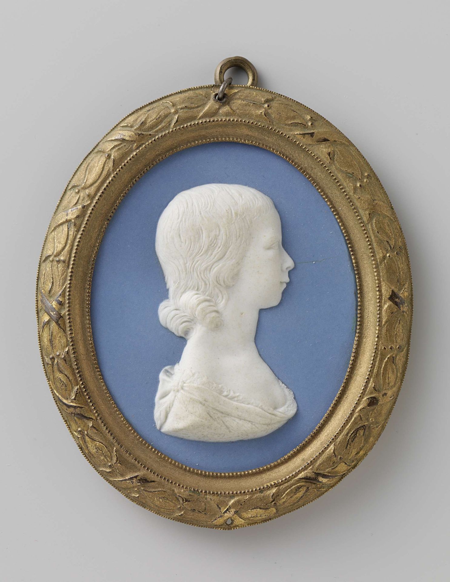Medaillon met portret van Frederica Louise Wilhelmina van Oranje-Nassau by Johann Heinrich Schepp