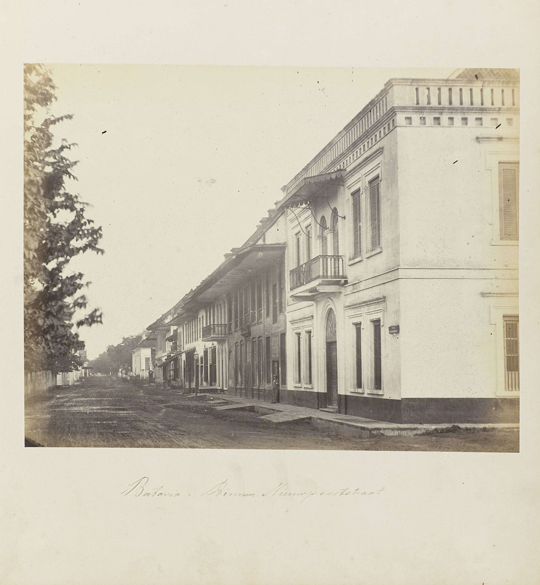 Batavia - Binnen Nieuwpoortstraat by Woodbury & Page