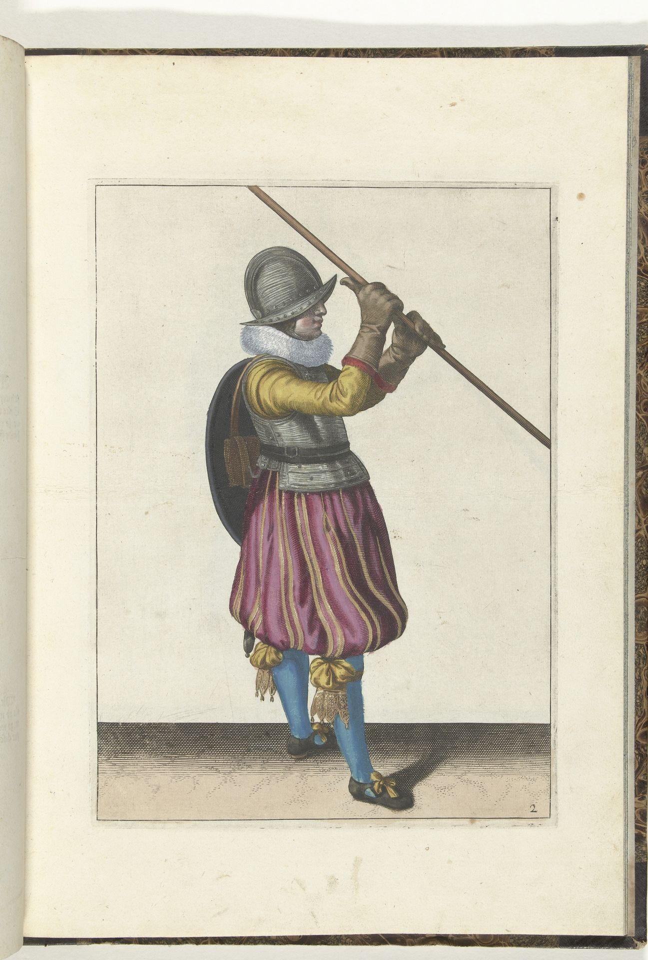 De exercitie met schild en spies: de soldaat met de spies schuin in beide handen en het schild op de rug (nr. 2), 1618 by Adam van Breen