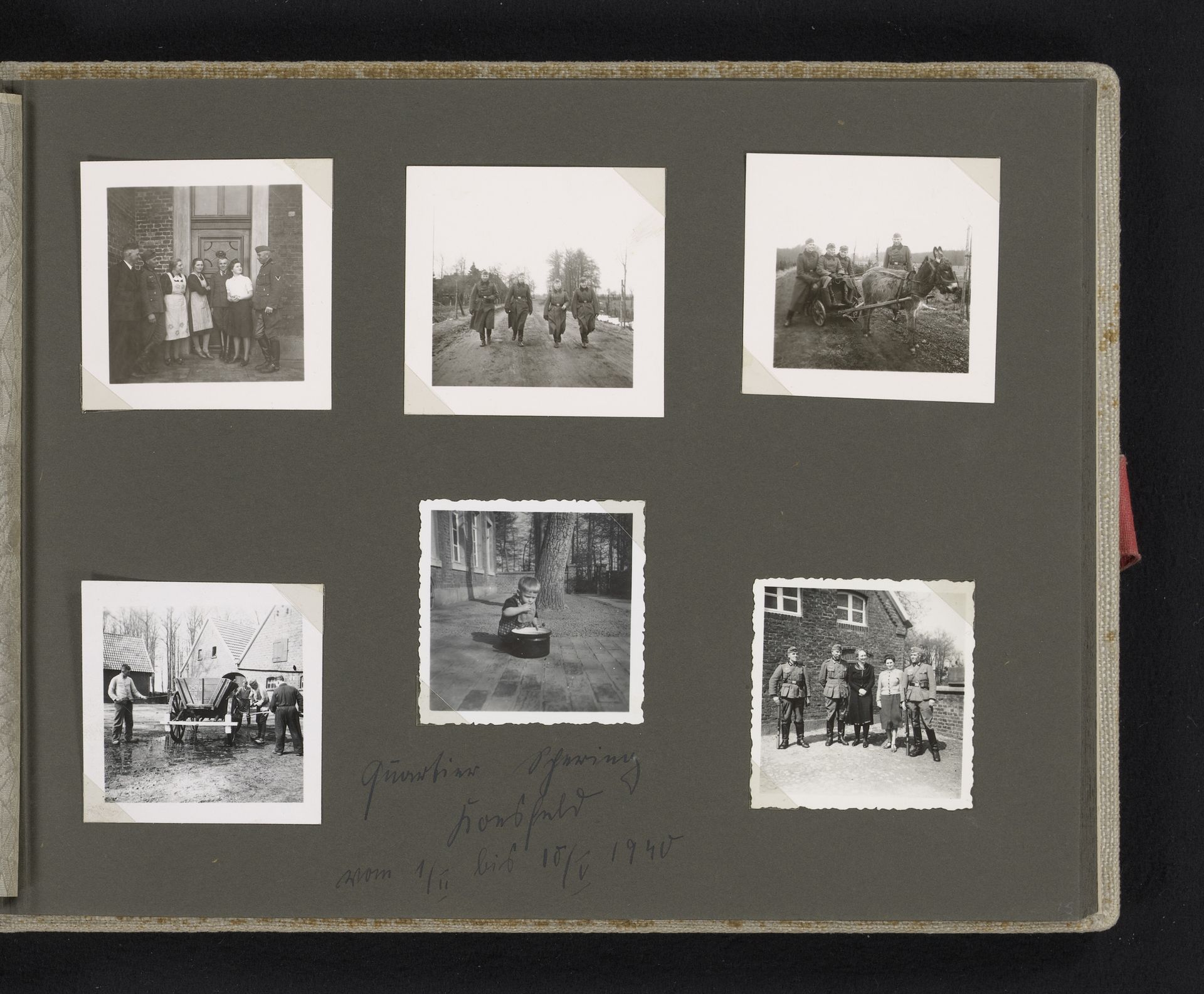 Werkzaamheden en groepsfoto's by Anonymous