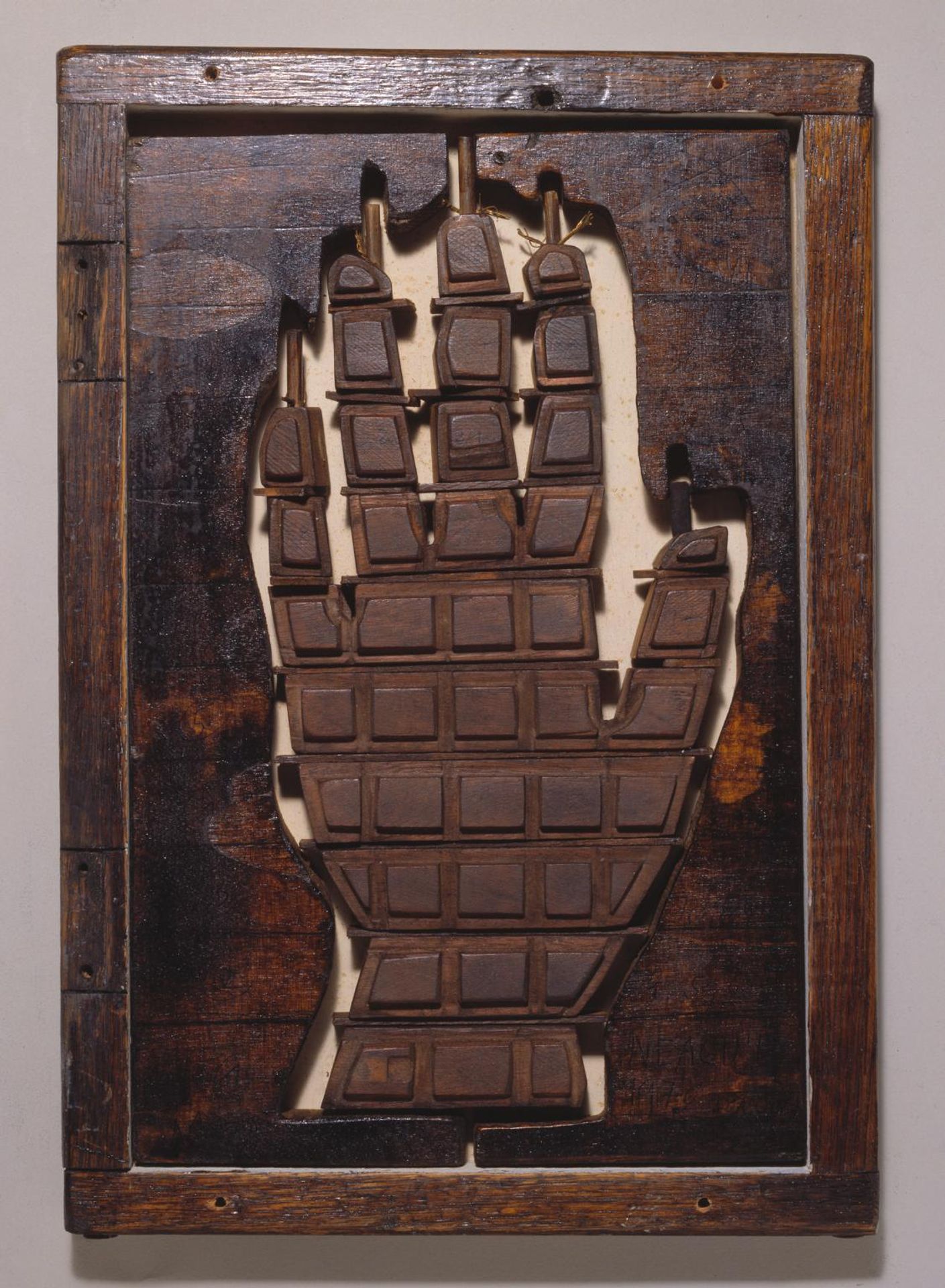 Full Hand by  Paul Neagu