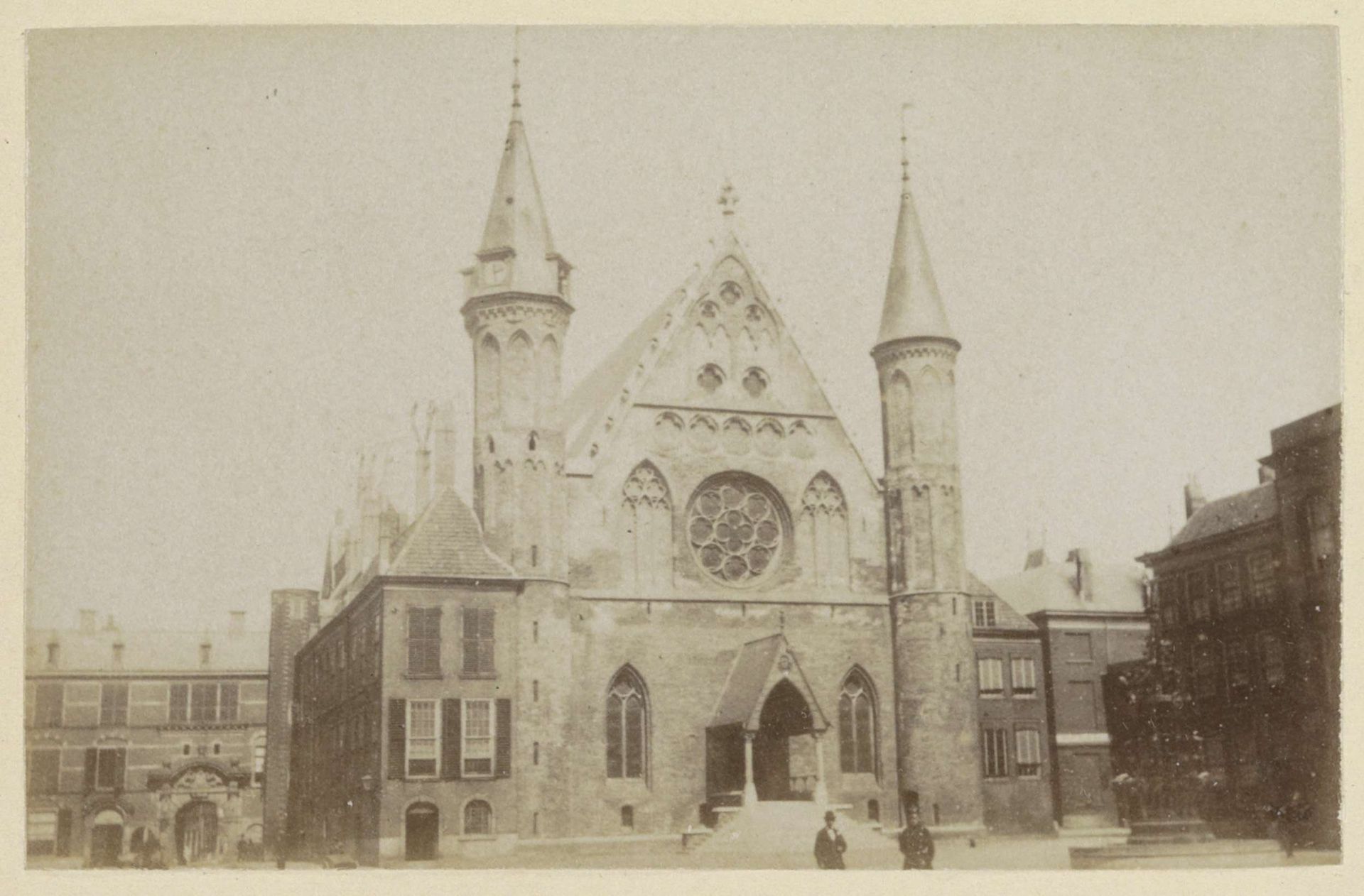 Gezicht op de Ridderzaal in Den Haag by Andries Jager