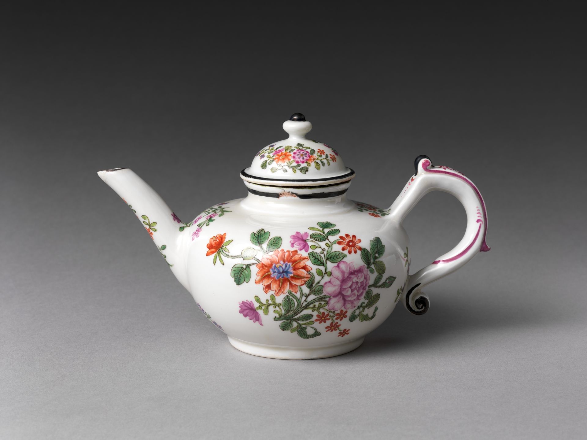 Teapot with peonies by Vienna