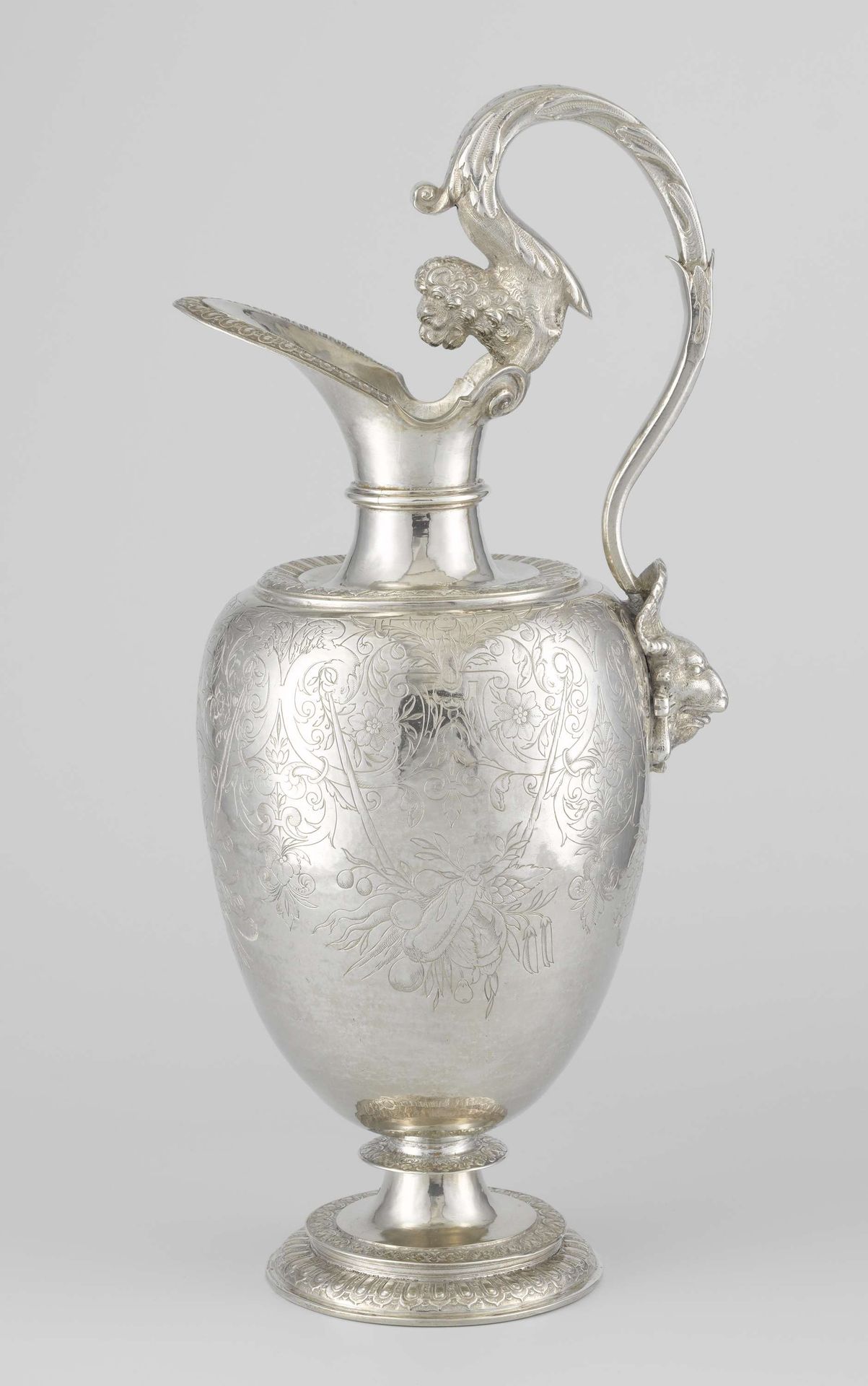 Ewer and basin with the arms of Vlissingen by Jacques Bogaert
