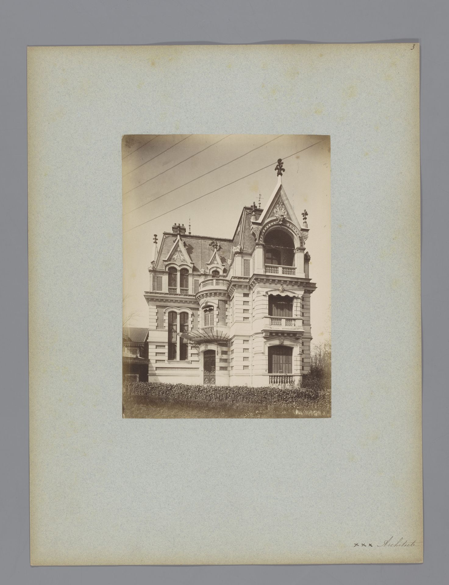 Façade van een villa in Parijs by Lampué et Cie
