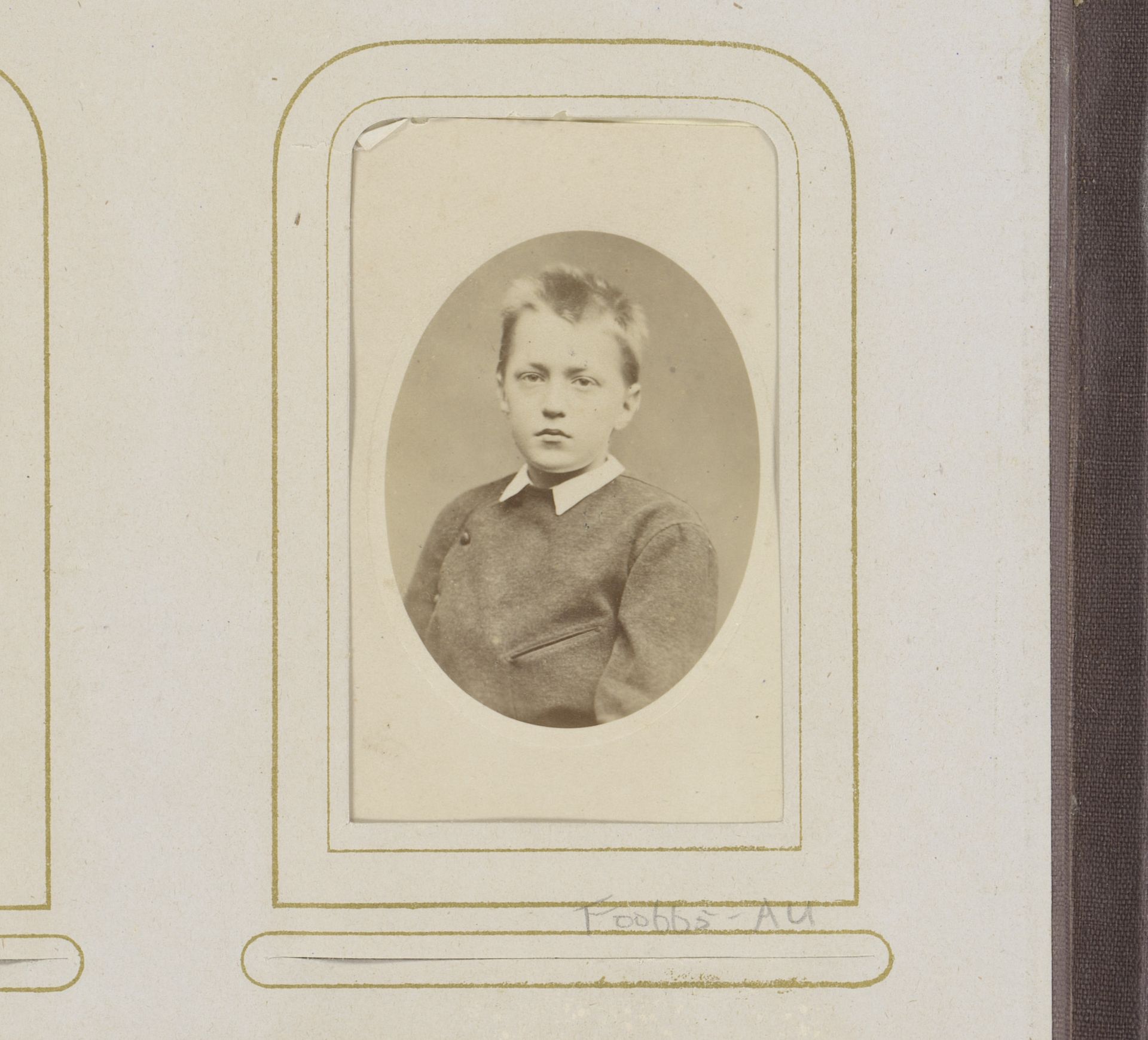 Portret van een jongen by Hendrik Anthonie Karel Ringler