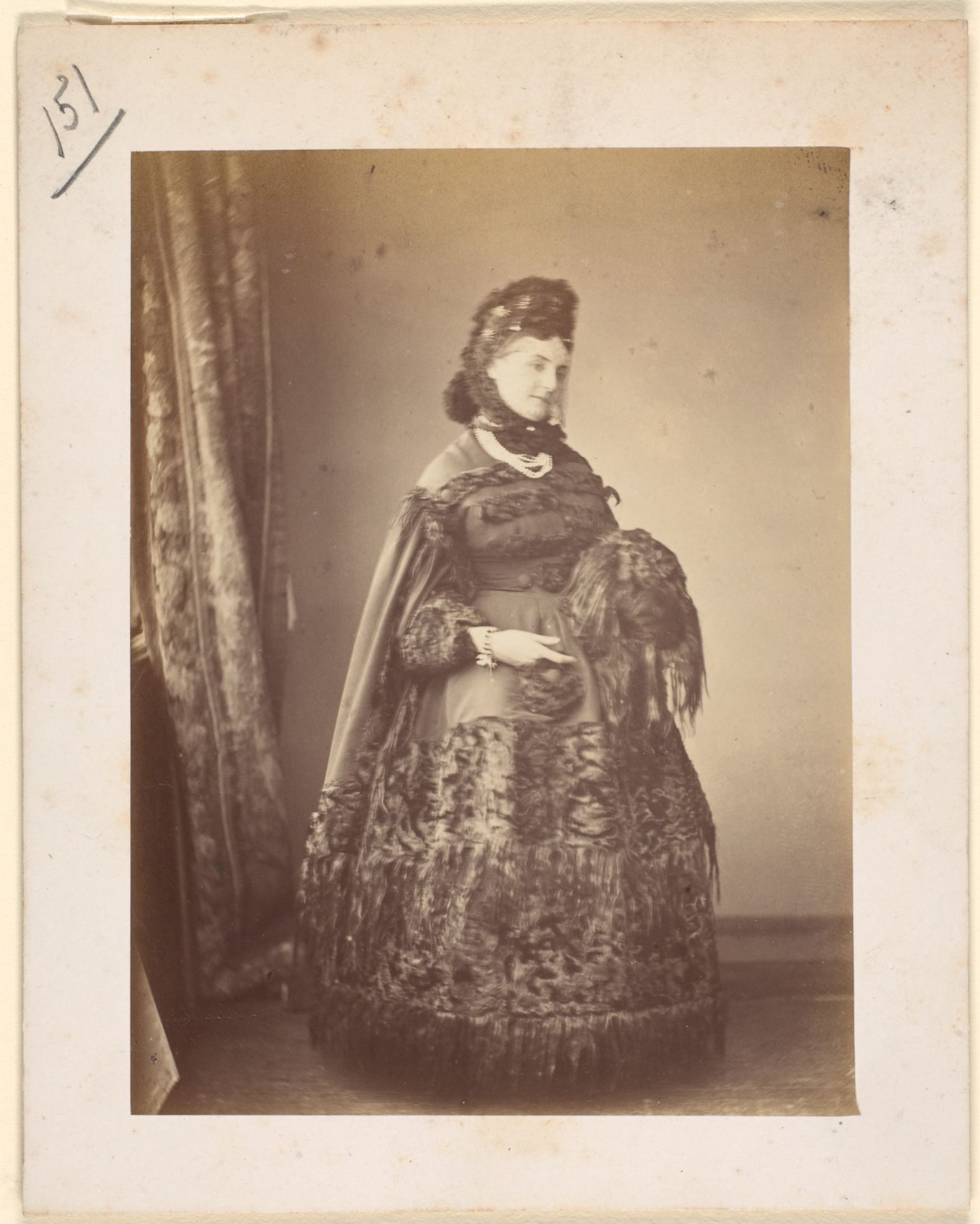 Le Caracul (L'Astrakhan) by Pierre-Louis Pierson