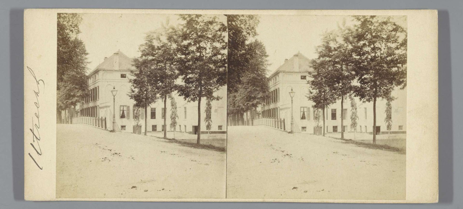 Rijks Veeartsenijschool aan de Biltstraat, Utrecht by Pieter Oosterhuis
