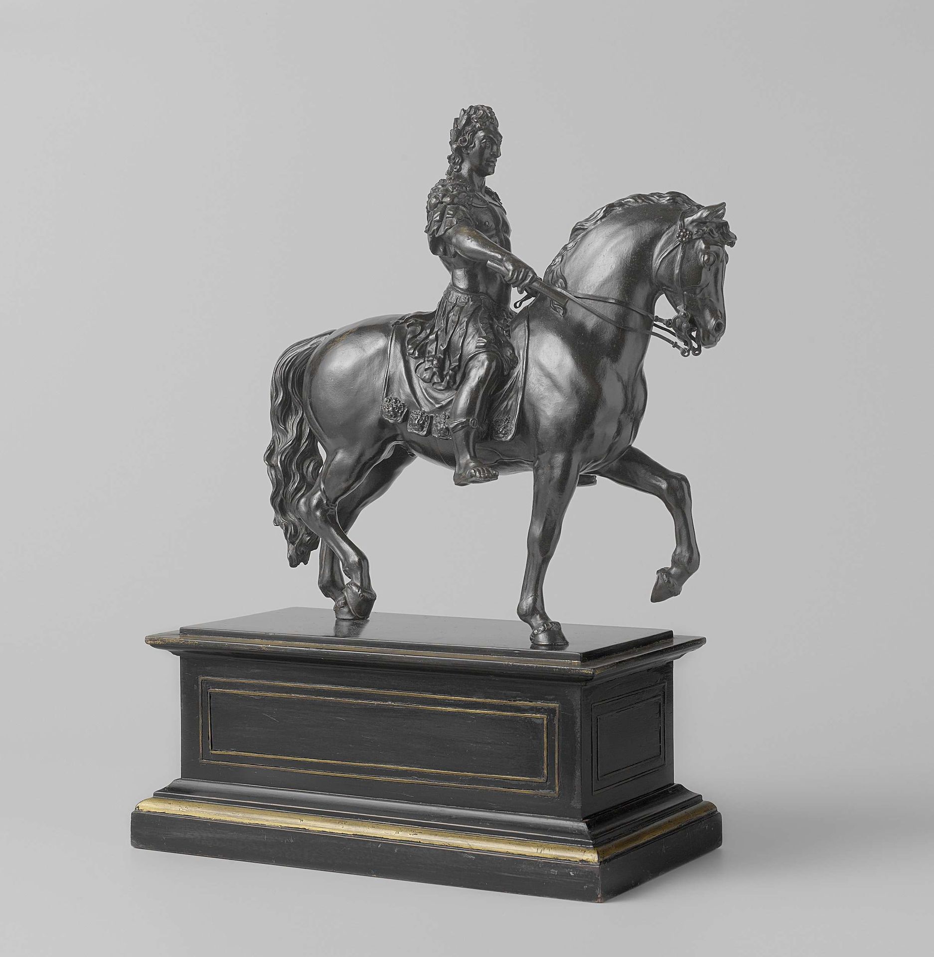 Equestrian statue of Stadtholder-King William III by William Low