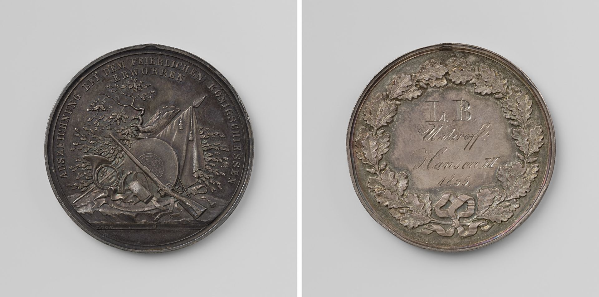Feestelijk koningsschieten, prijspenning ter ere van L.B. , onderofficier Hansen II by Loos