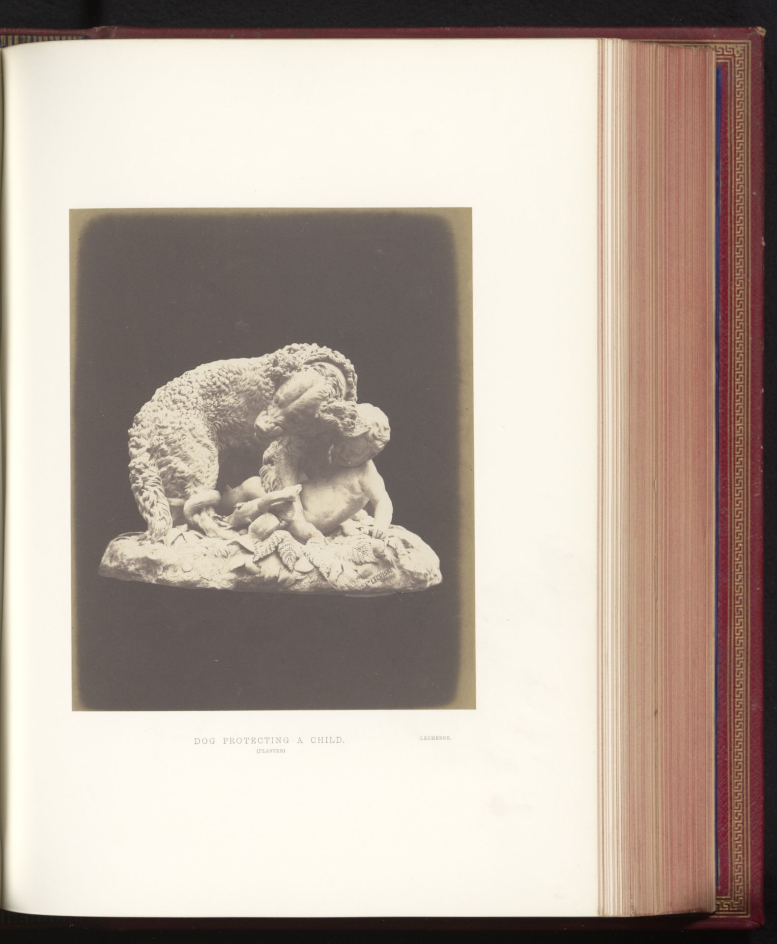 Sculptuur van een hond die een kind beschermd door Auguste Jean Baptiste Lechesne, tentoongesteld op de Great Exhibition of the Works of Industry of All Nations van 1851 in Londen by Anonymous