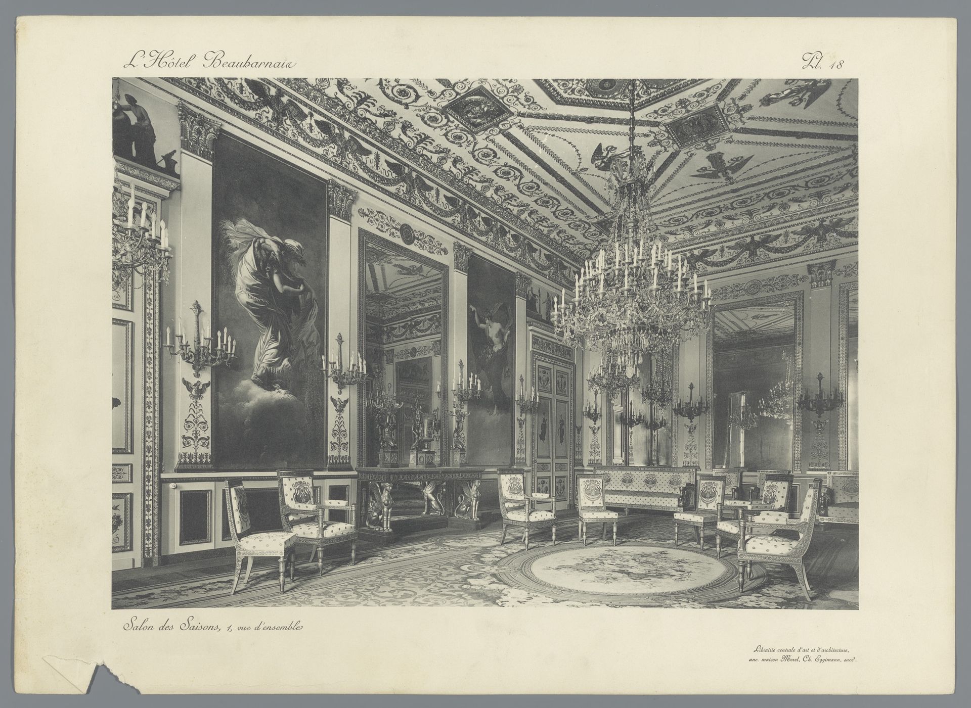 Gezicht op het interieur van de Salon des Saisons by Anonymous