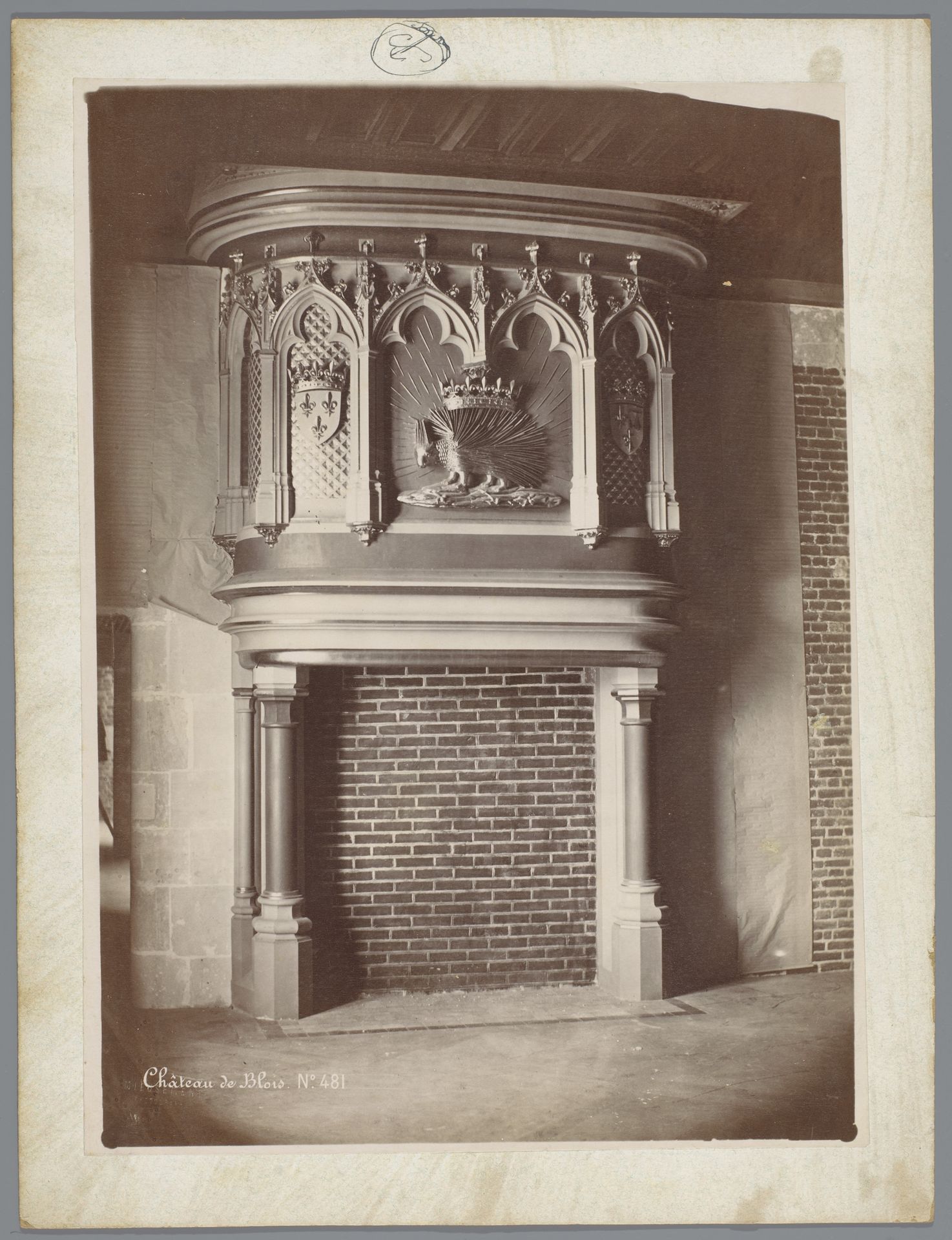 Schouw in het Kasteel van Blois by Médéric Mieusement