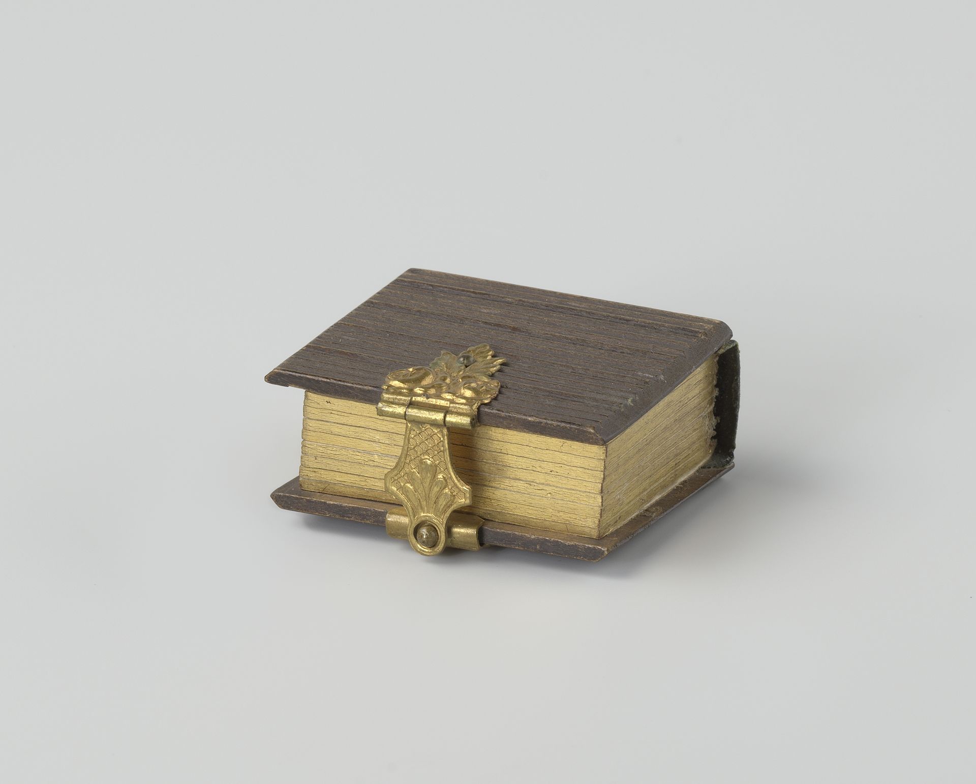 Miniatuuralbum met fotoreproducties van schilderijen en portretten van edellieden by Anonymous